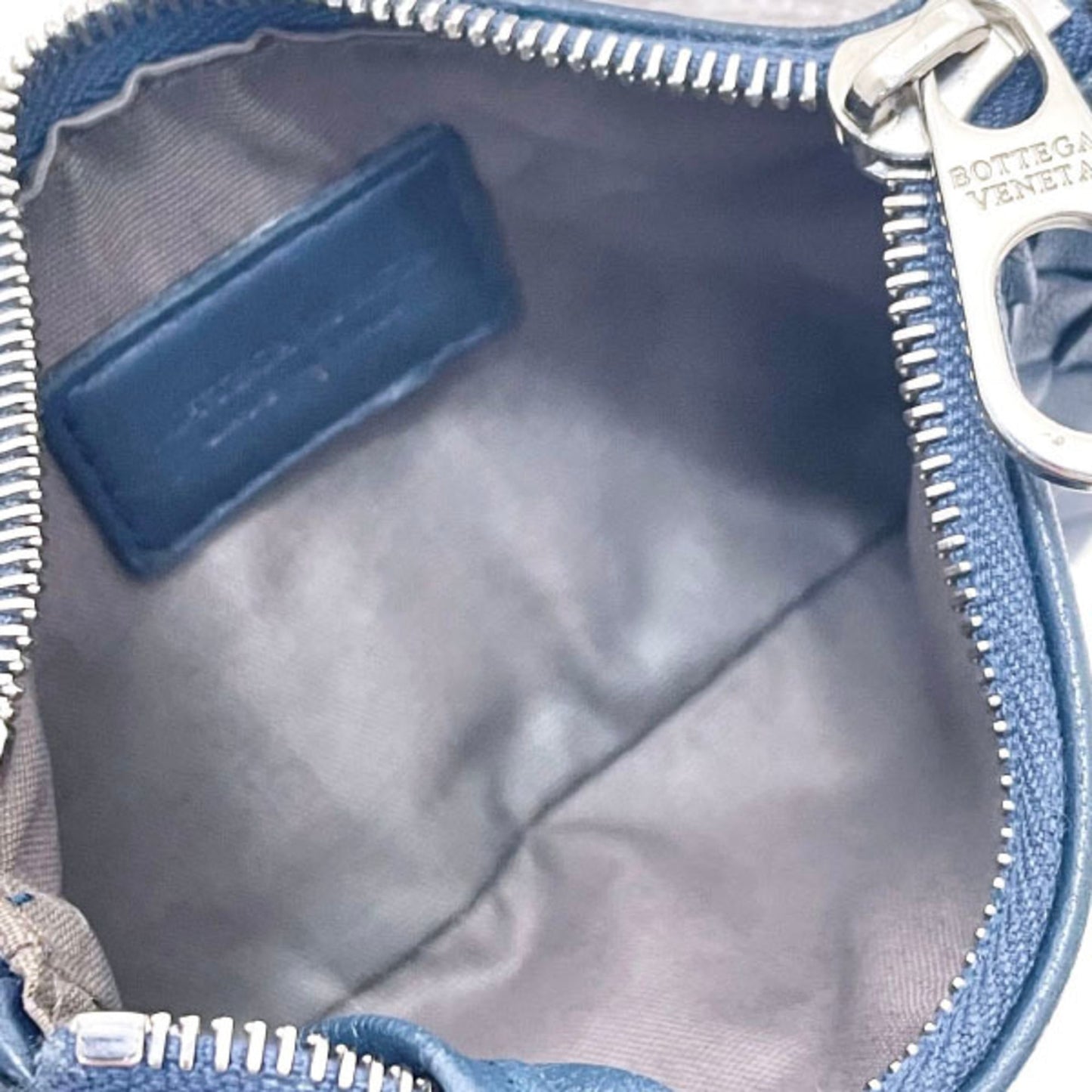 Bottega Veneta Intrecciato Coin Purse in Navy Leather (Product Code: 131232) with Mesh Purse, Keychain, Card Case, and Holder KK-16086)