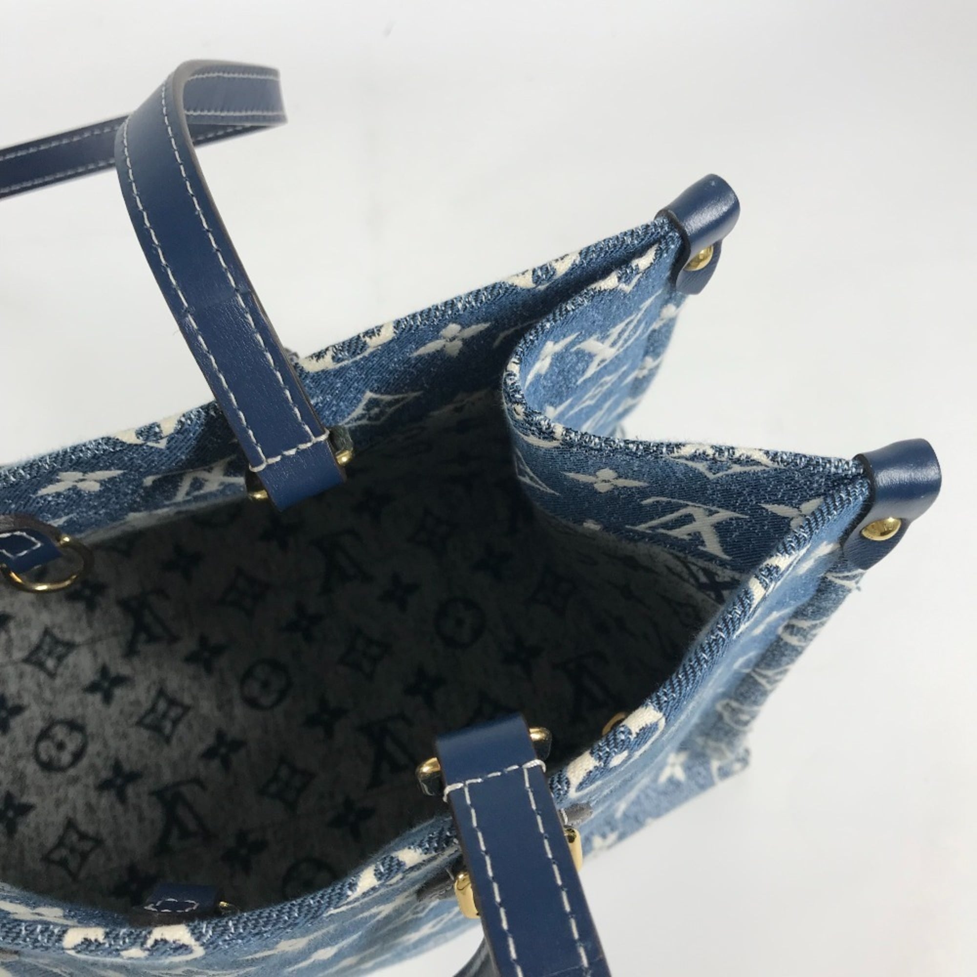 LOUIS VUITTON M59608 Monogram Denim Jacquard On the Go MM Bag Tote Shoulder Canvas Leather Women's Marine Blue D-240804-17 — Like New