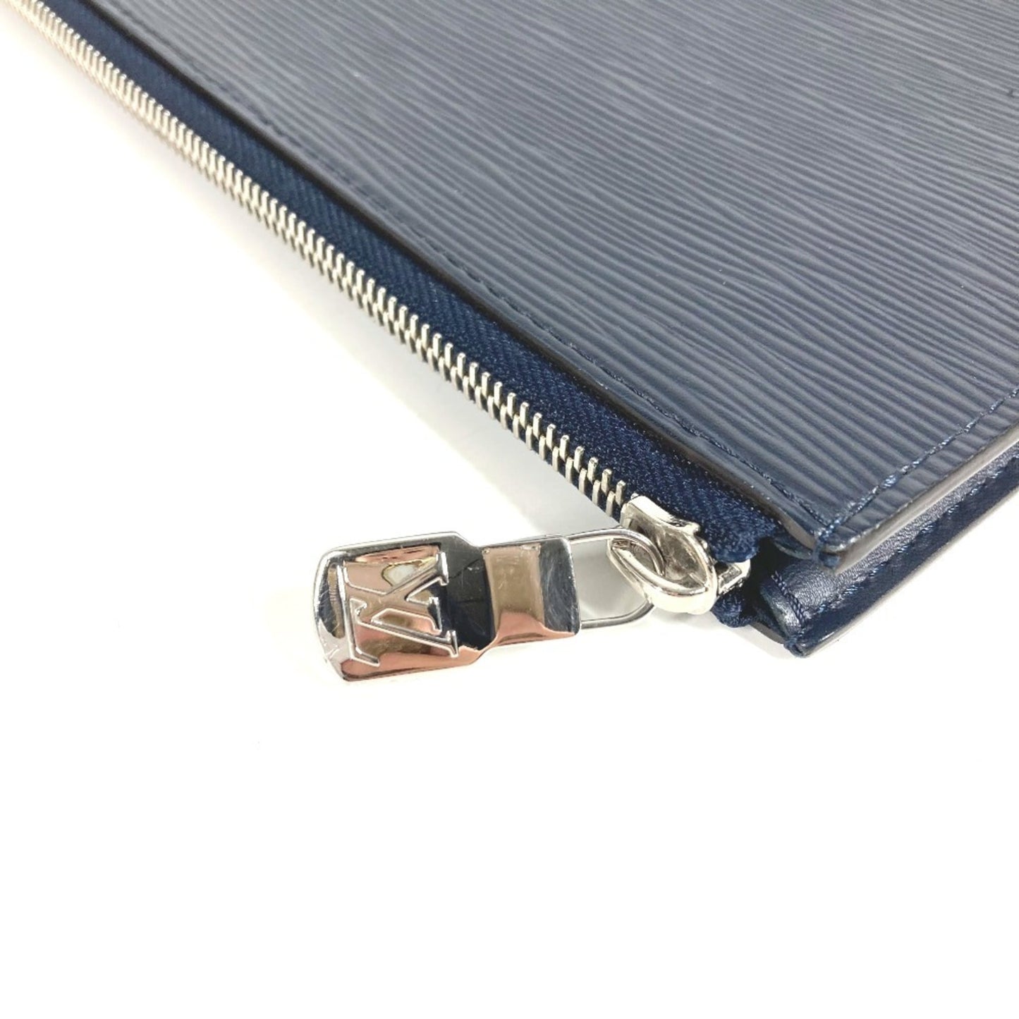 LOUIS VUITTON M68199 Epi Leather Pochette Jour GM. This GM bag features an L-shaped zipper and is a clutch in Leather. Available Blue Marine for men women.