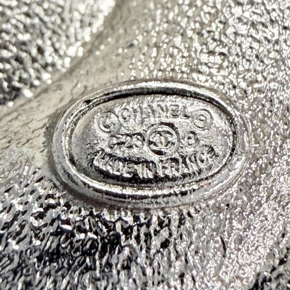 CHANEL C23B Coco Mark Rhinestone Gunmetal Brooch, Silver, Made in France, Women's, Comes with Box, Highly Recommended! — Like New