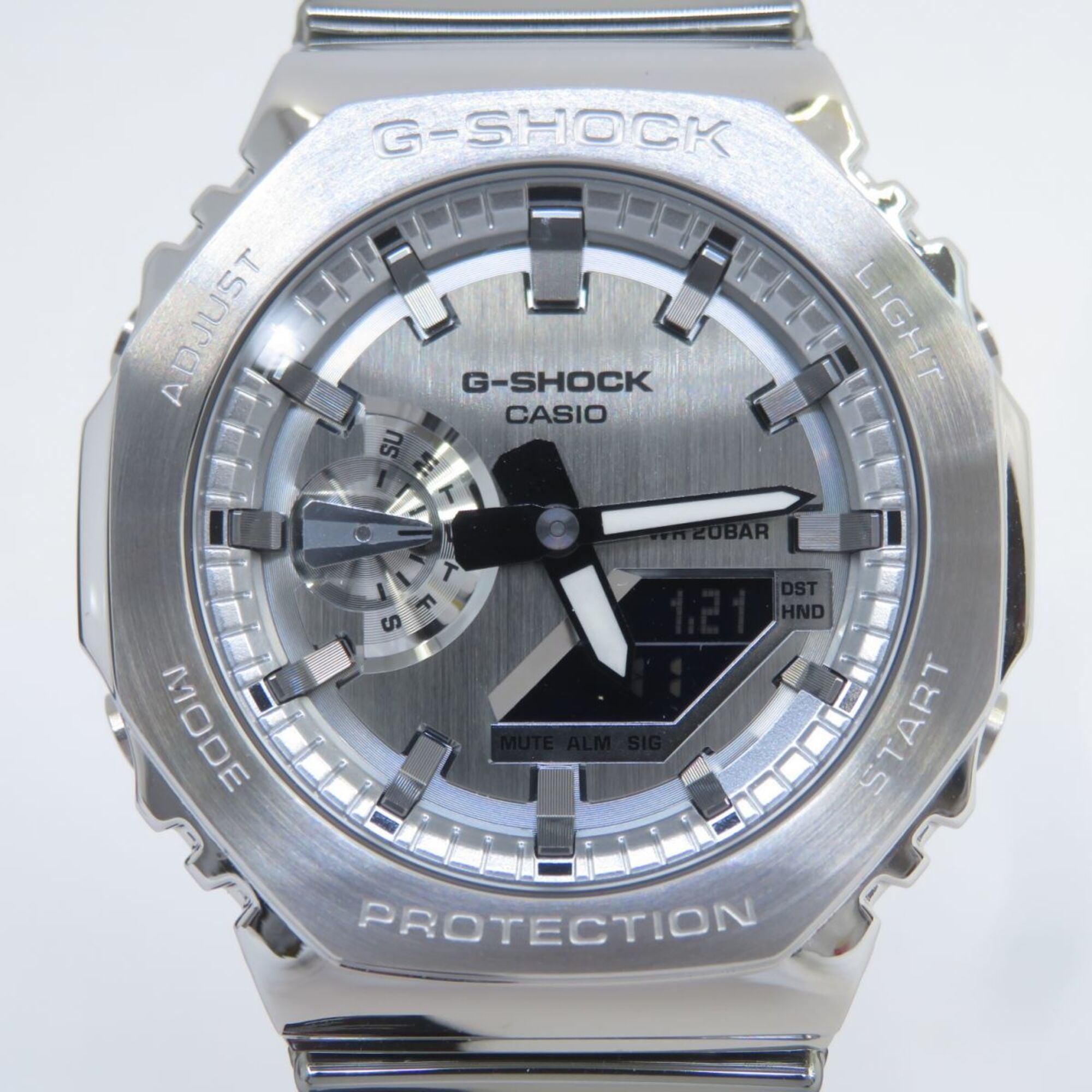CASIO G-SHOCK FINE METALLIC SERIES GM-2100YM-8ADR Quartz Watch — Like New