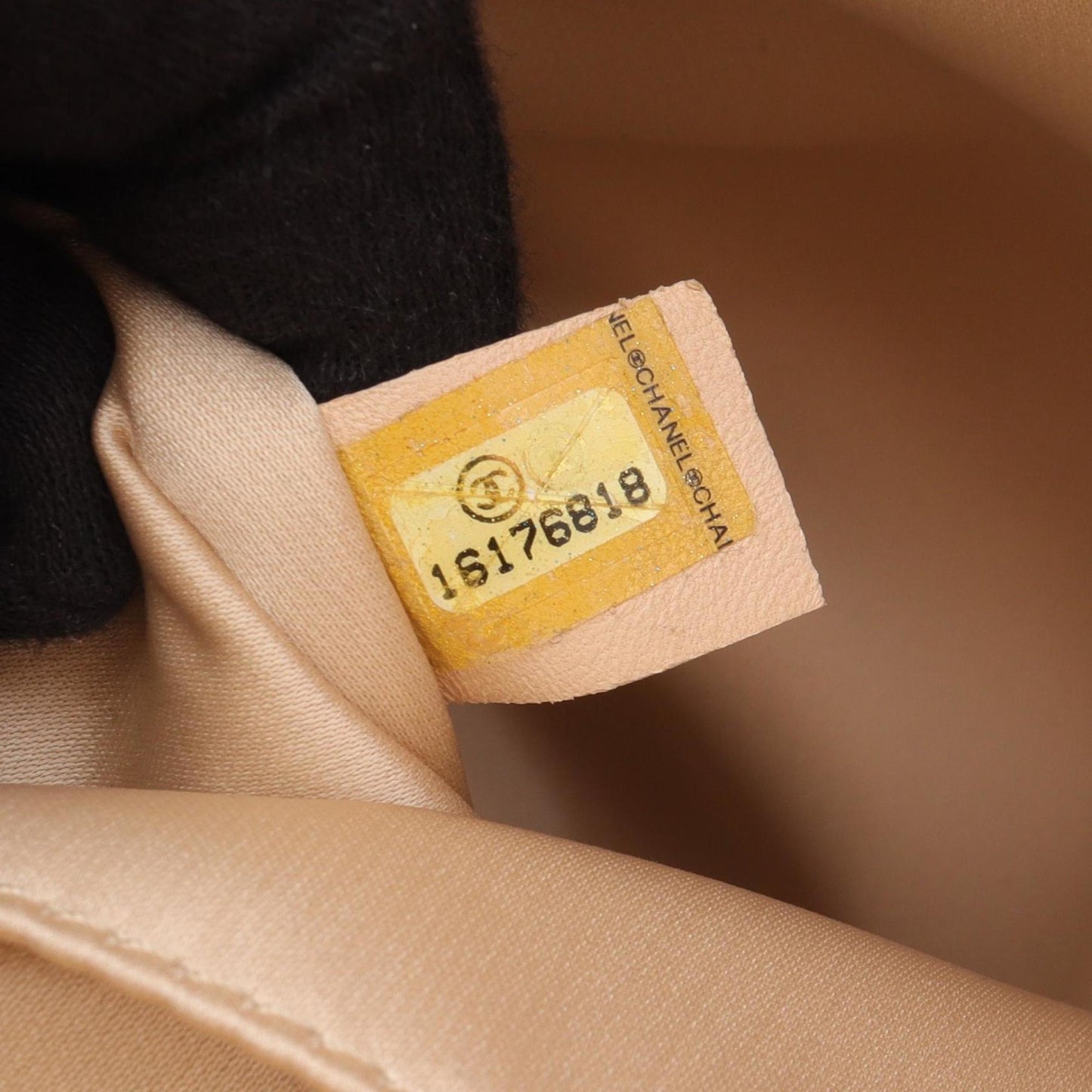 CHANEL Matelasse Grand Shopping GST Tote Bag in Beige Calfskin Leather (A50995) for Women