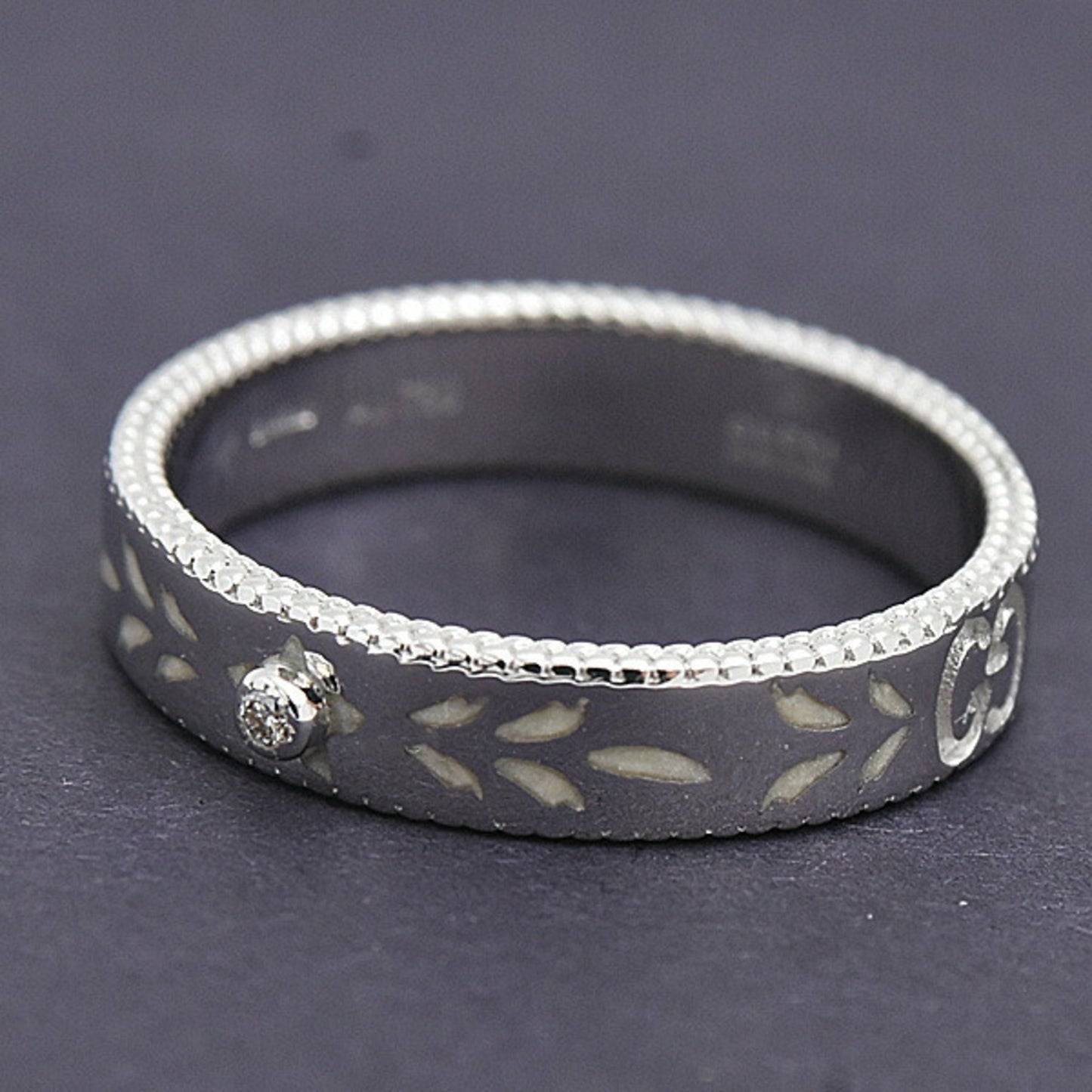 Gucci Blooms Icon Ring for Women, Single Diamond, Size 13, White Gold, Enamel, GG 750WG, GUCCI