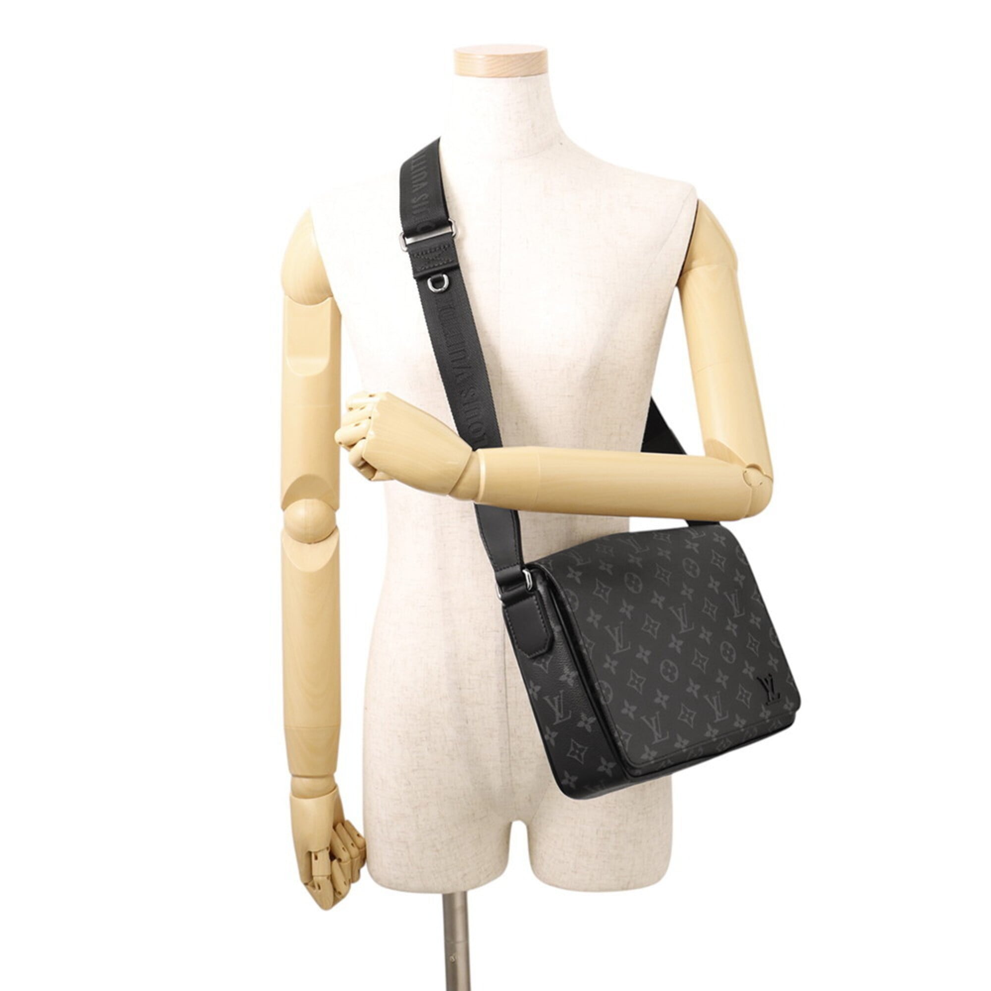 Louis Vuitton Shoulder Bag Monogram Eclipse District PM NV3 M46255 LOUIS VUITTON Men's Black Handbag — Like New