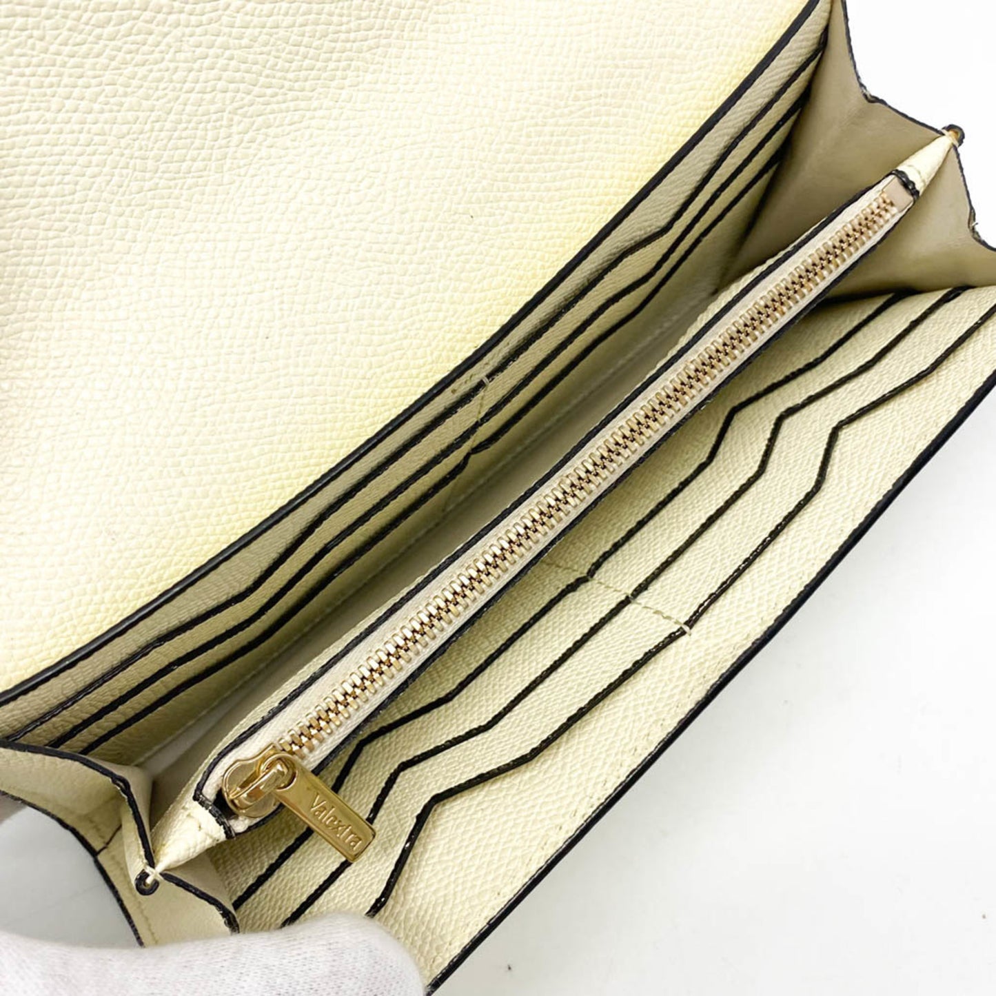 Valextra Women,Men Leather Long Wallet (bi-fold) Cream