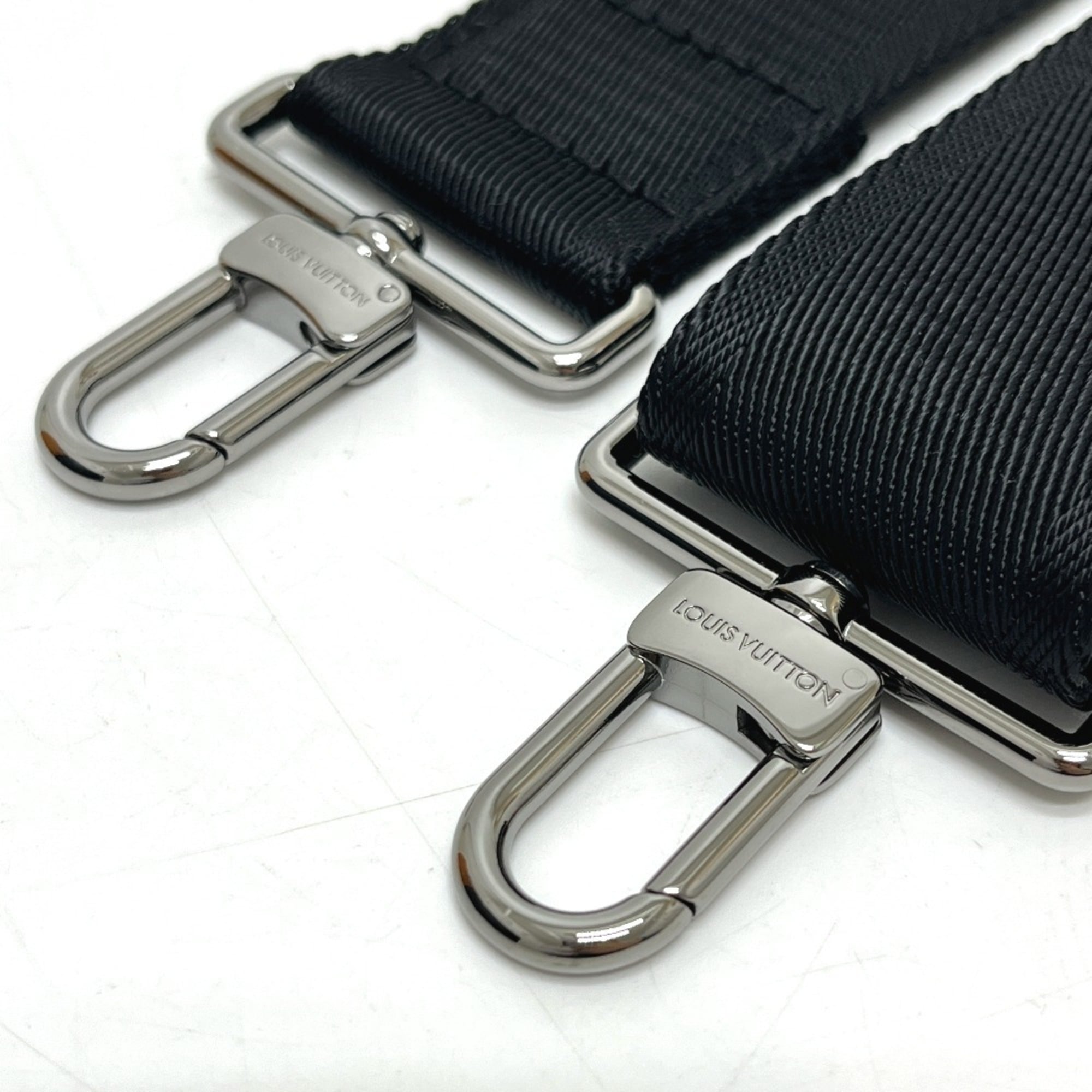 LOUIS VUITTON M81124 Gaston Wearable Wallet Bag Handbag Shoulder Monogram Eclipse Canvas Men's Black — New - Store Return