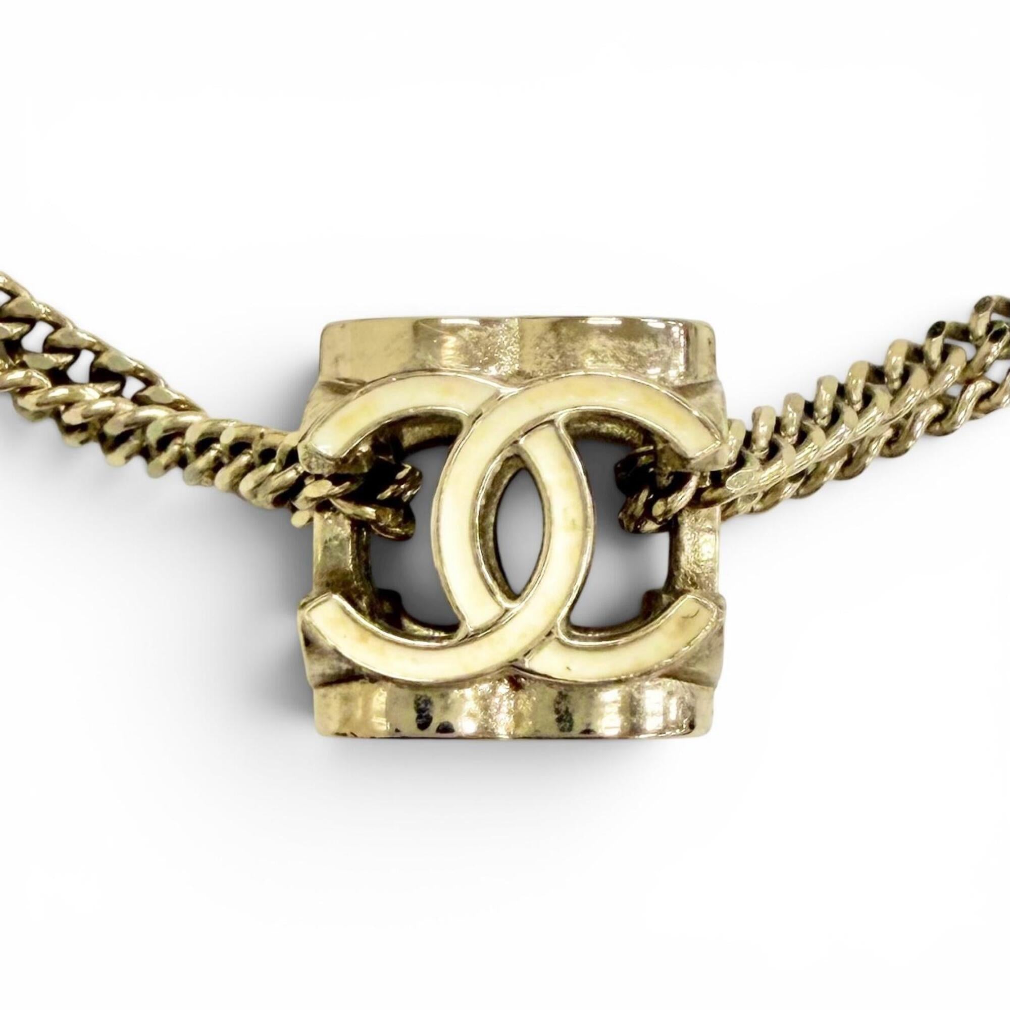 CHANEL A22K CC Logo Coco Mark Cube Necklace Choker Accessory Gold Tone Made in Italy Women's Comes with Box Highly Recommended ◎ — Like New