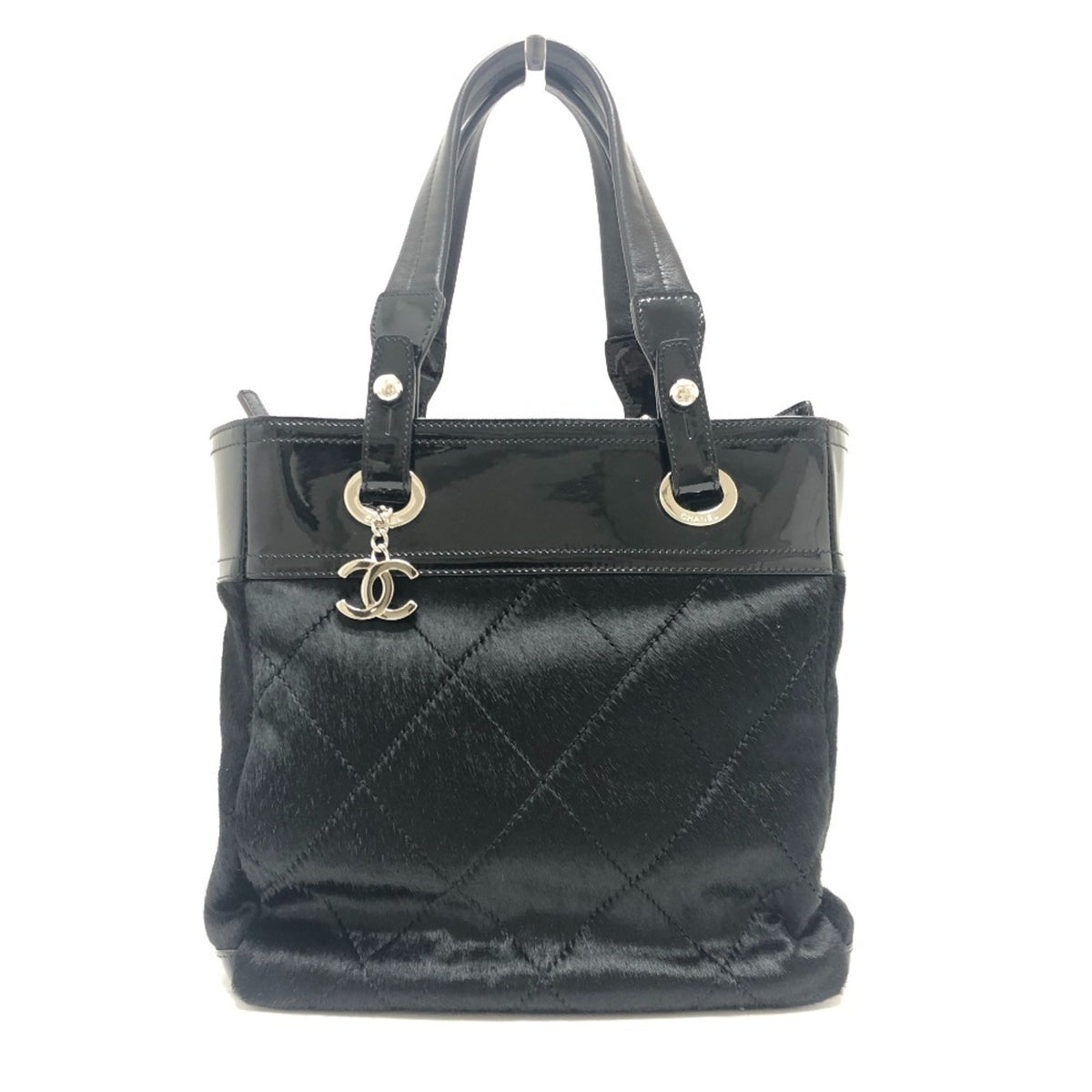CHANEL A34208 CC Coco Mark Paris-Biarritz PM Enamel x Ponytail Leather Tote Bag Enamel/Ponytail Women's Black — Like New