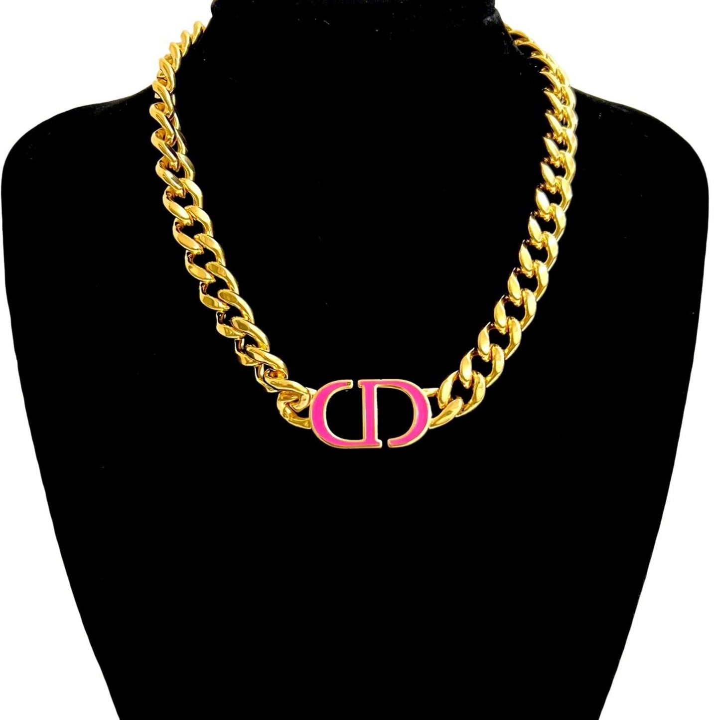 Christian Dior CD logo motif GP chain necklace pendant in gold and pink (09185)