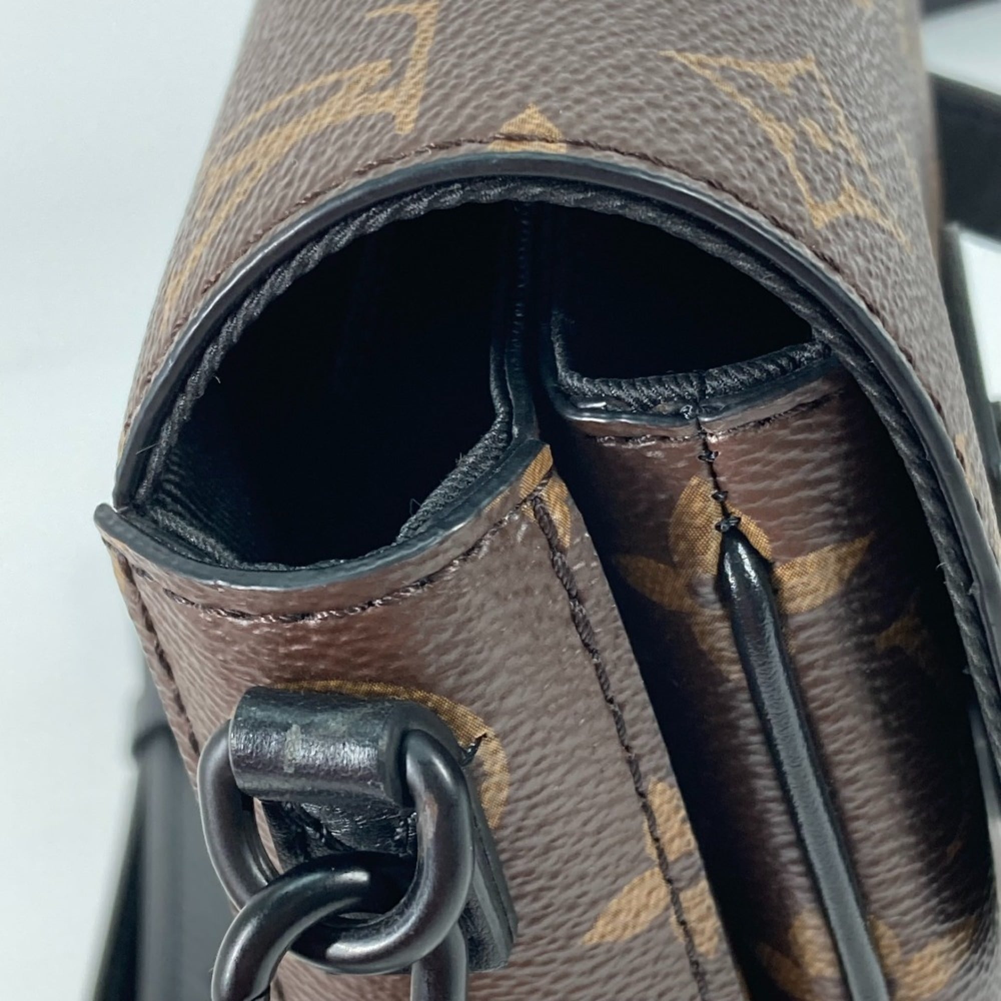 LOUIS VUITTON M81522 Monogram S-Lock Vertical Wearable Wallet Pochette Shoulder Bag Canvas Men's Maroon Brown L-240215-22 — New - Store Return