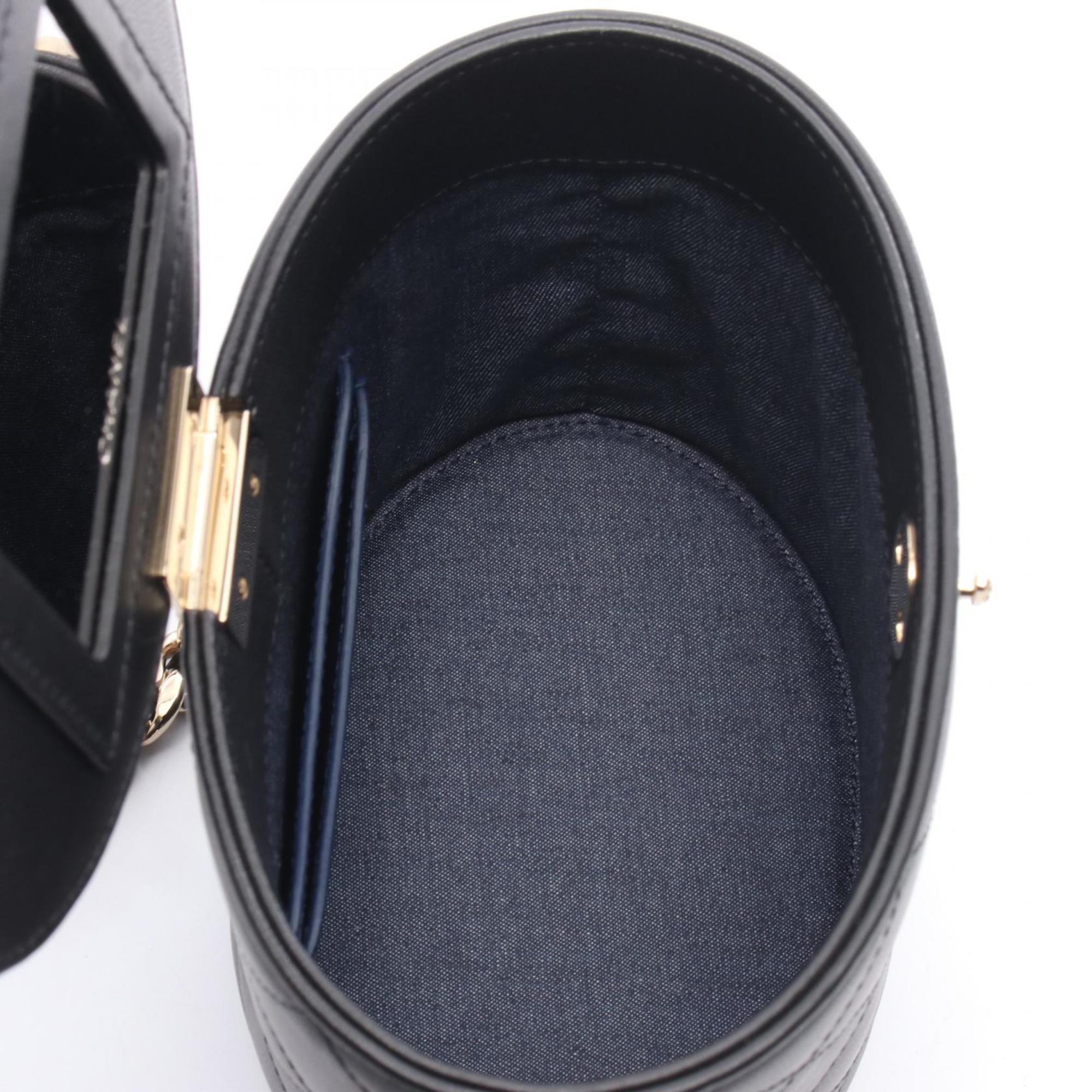 CHANEL Matelasse Shoulder Bag, Lambskin Leather, Women's, Black