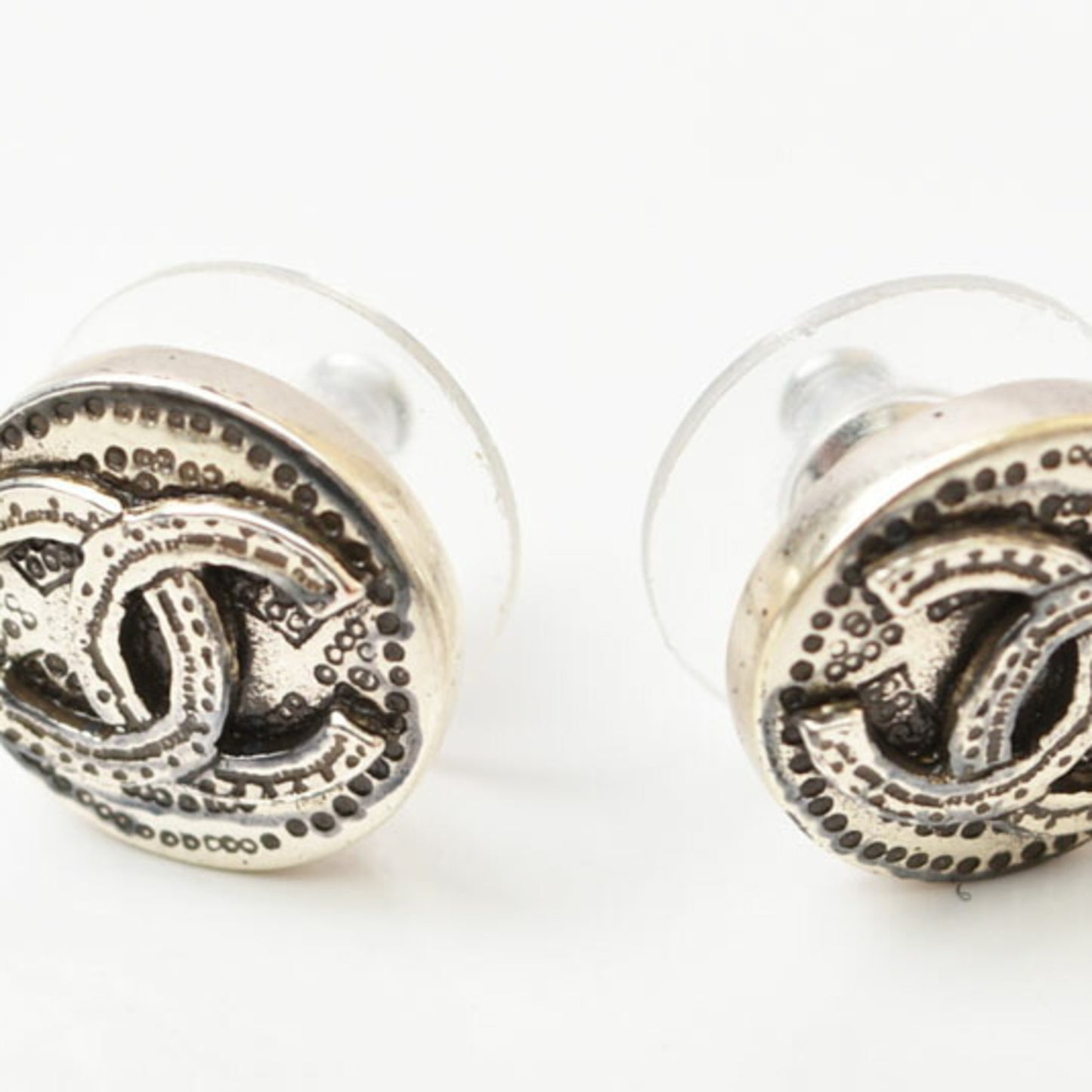 Chanel earrings CHANEL CC Coco Mark circle motif silver 03