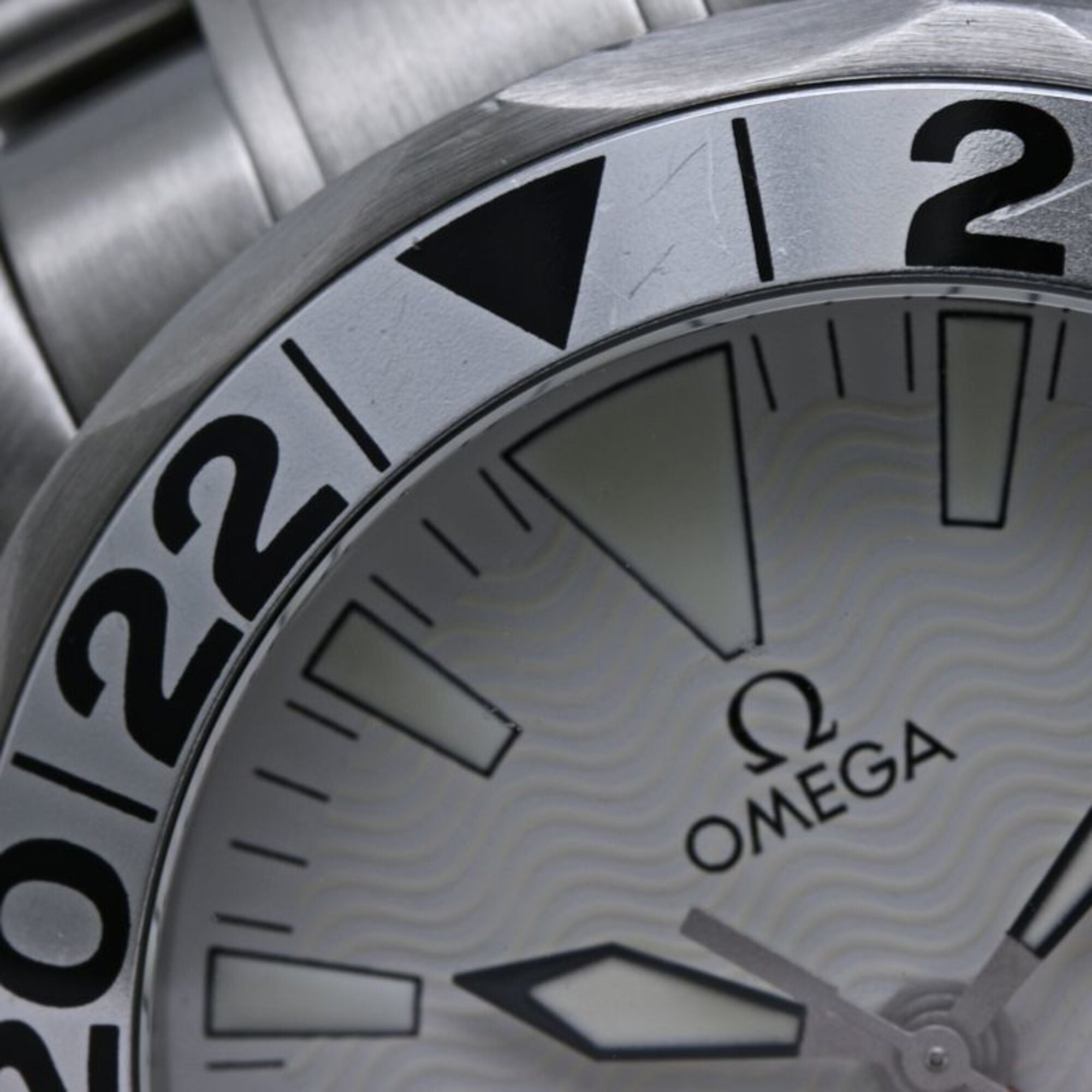 OMEGA Seamaster GMT 2538.20.00 Men's Watch, Stainless Steel, Model 40566 — Good