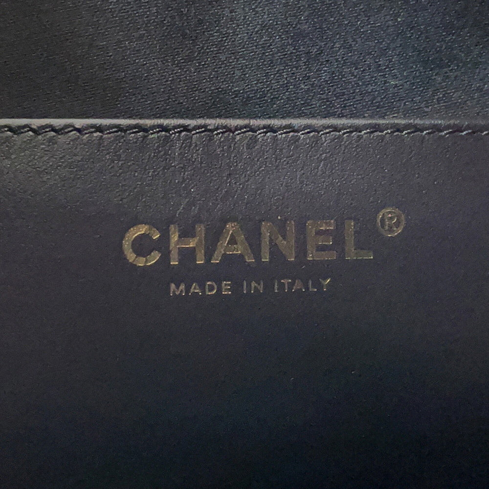Chanel Chain Shoulder Bag CHANEL25 Medium Coco Mark Matelassé Caviar Skin AS5311 CHANEL Black Handbag Women's — Like New