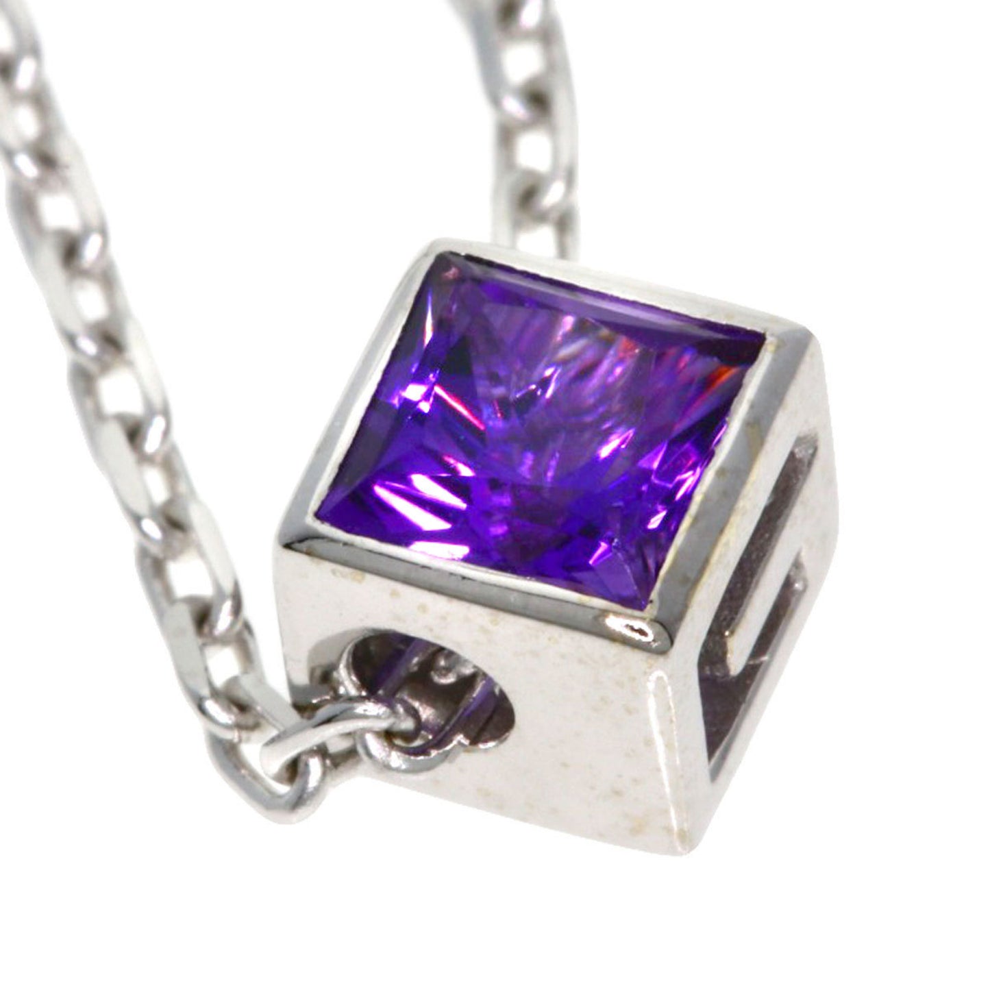 Gucci Square G Amethyst Necklace in 18K White Gold for Women