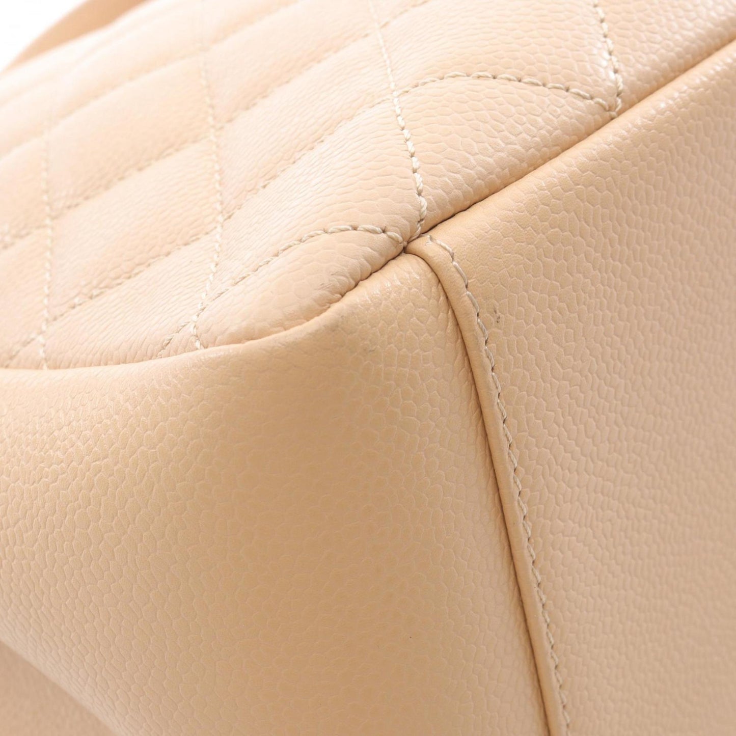 CHANEL Matelasse Grand Shopping GST Tote Bag in Beige Calfskin Leather (A50995) for Women