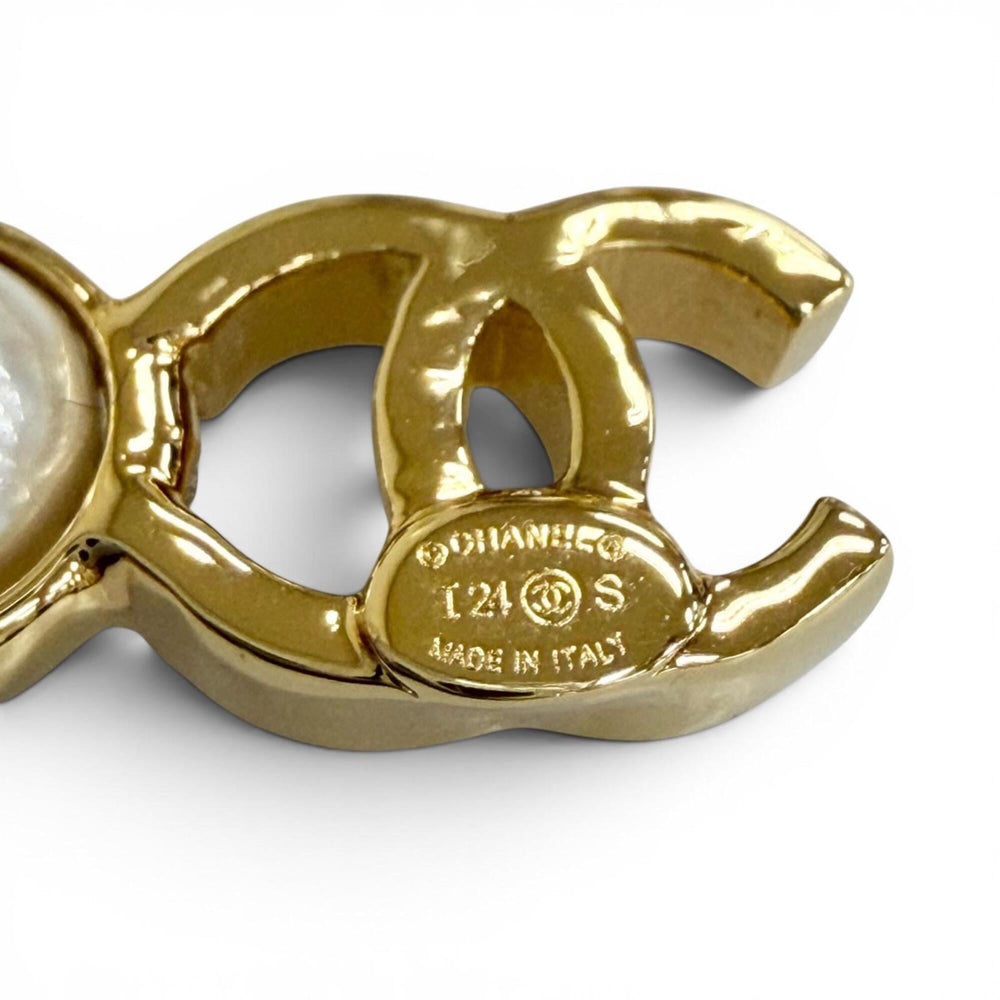 CHANEL 24S Coco Mark No. 5 Pearl Brooch, Gold, Made in Italy, Women's, Comes with Box, Adult Cute, Elegant, Highly Recommended ◎ — Like New