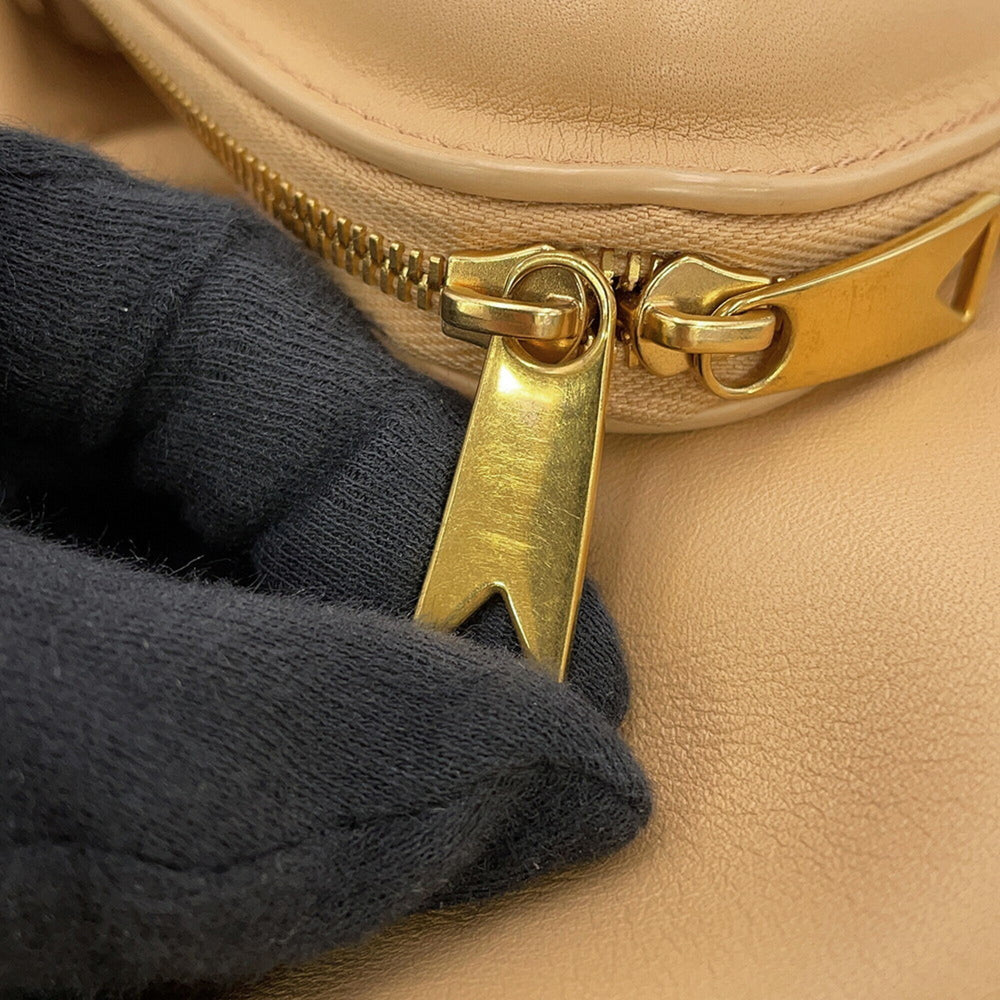 Bottega Veneta handbag, Beak leather, 666531. (BOTTEGA VENETA) — Like New
