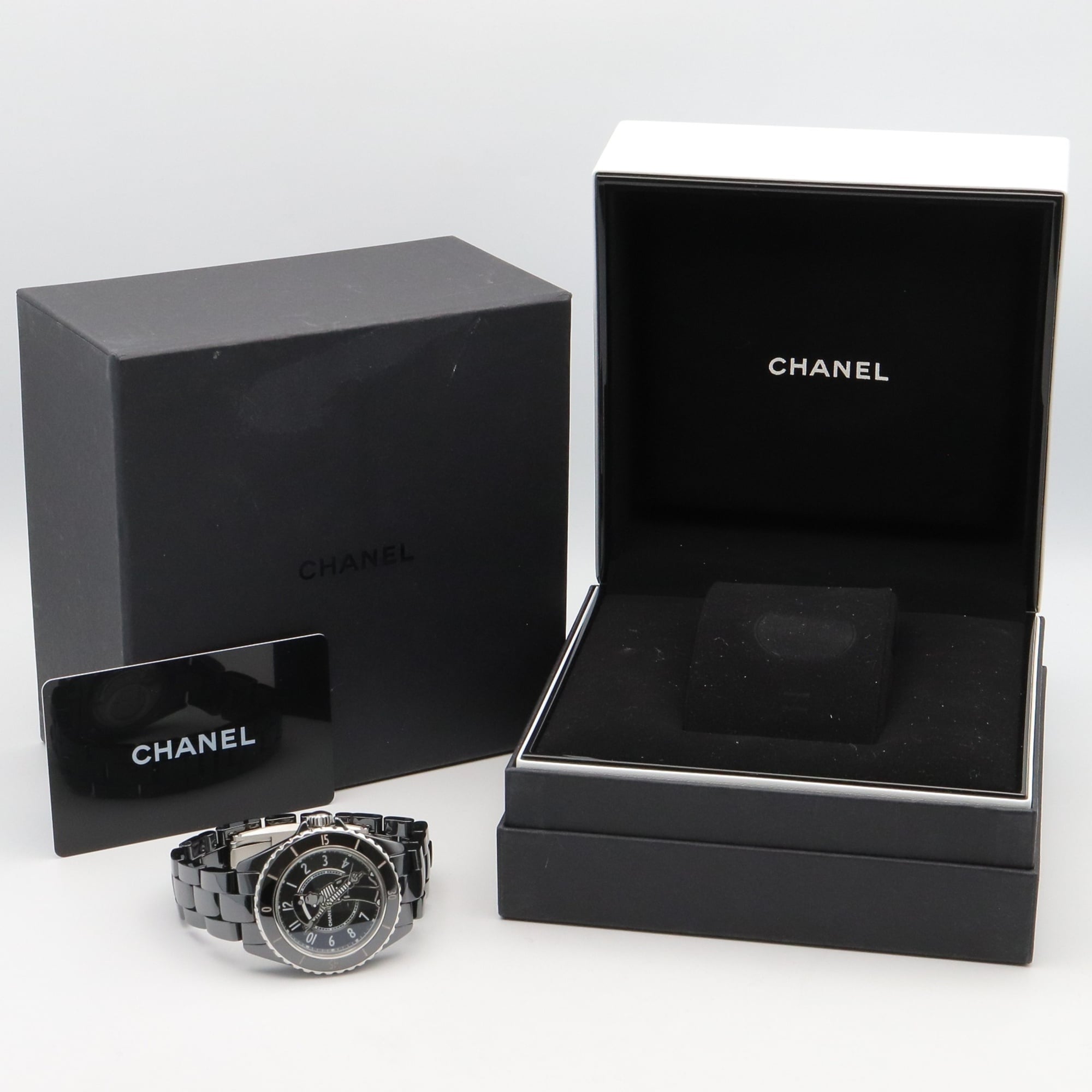 Chanel Mademoiselle J12 La Pausa Ceramic Men's Watch, Black, Model H7609 — Very Good