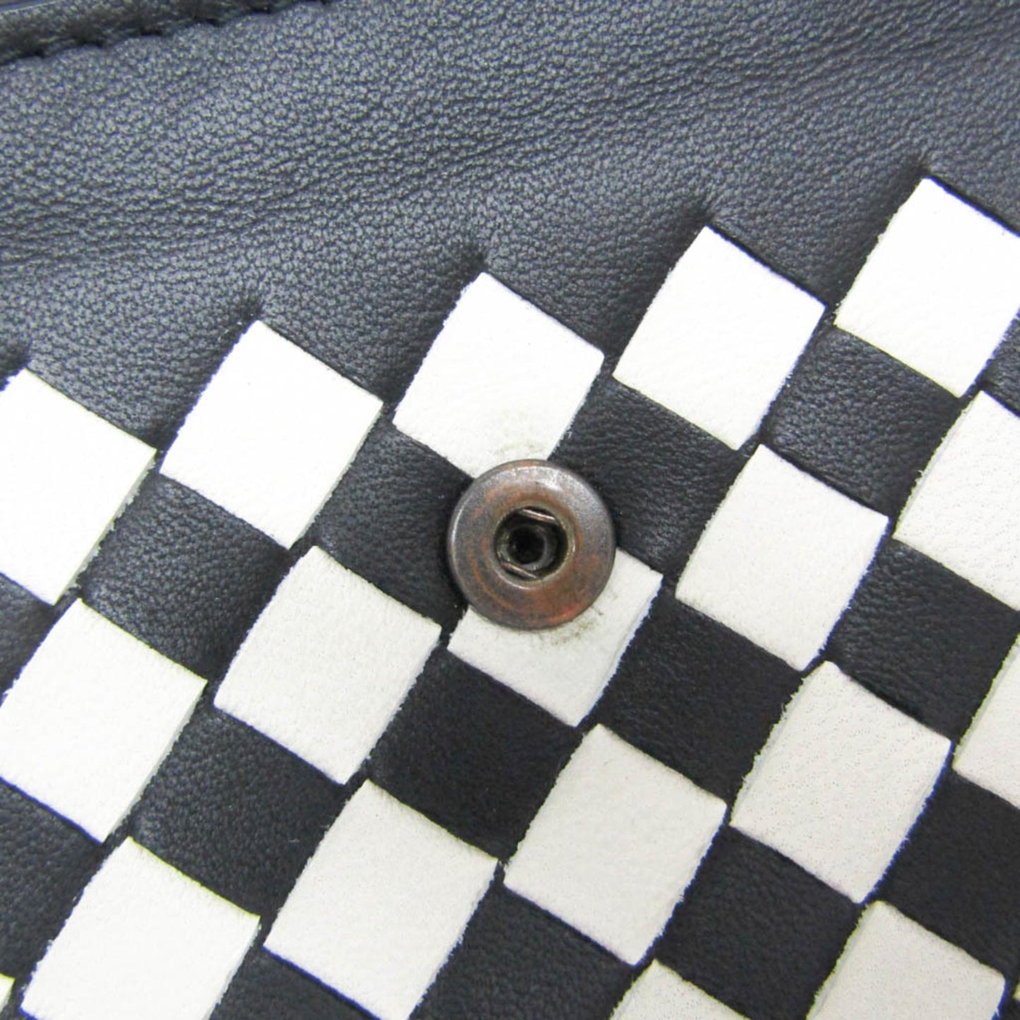 Bottega Veneta Intrecciato Men,Women Leather Long Wallet (bi-fold) Black,White