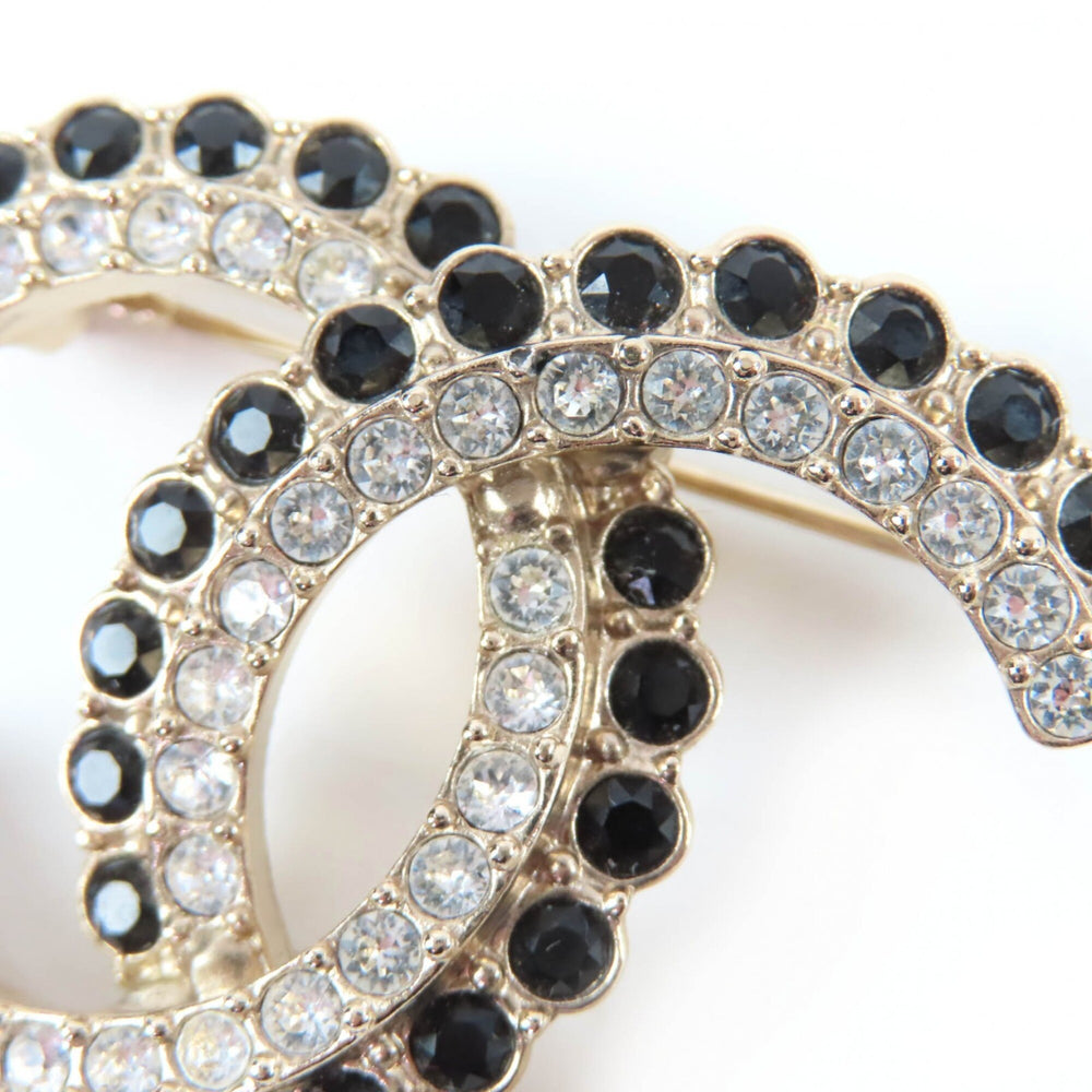 CHANEL A22B Coco Mark Brooch, 2022 Model, Large, Gold Tone, Black Stone, Clear Black, Comes with Box and Dust Bag, Made in Italy, Women's — Like New