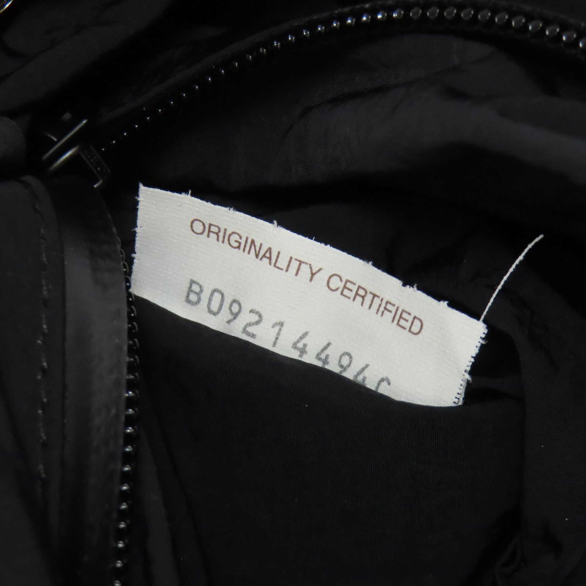 Bottega Veneta 629857 Simple Design Body Bag in Calfskin for Women