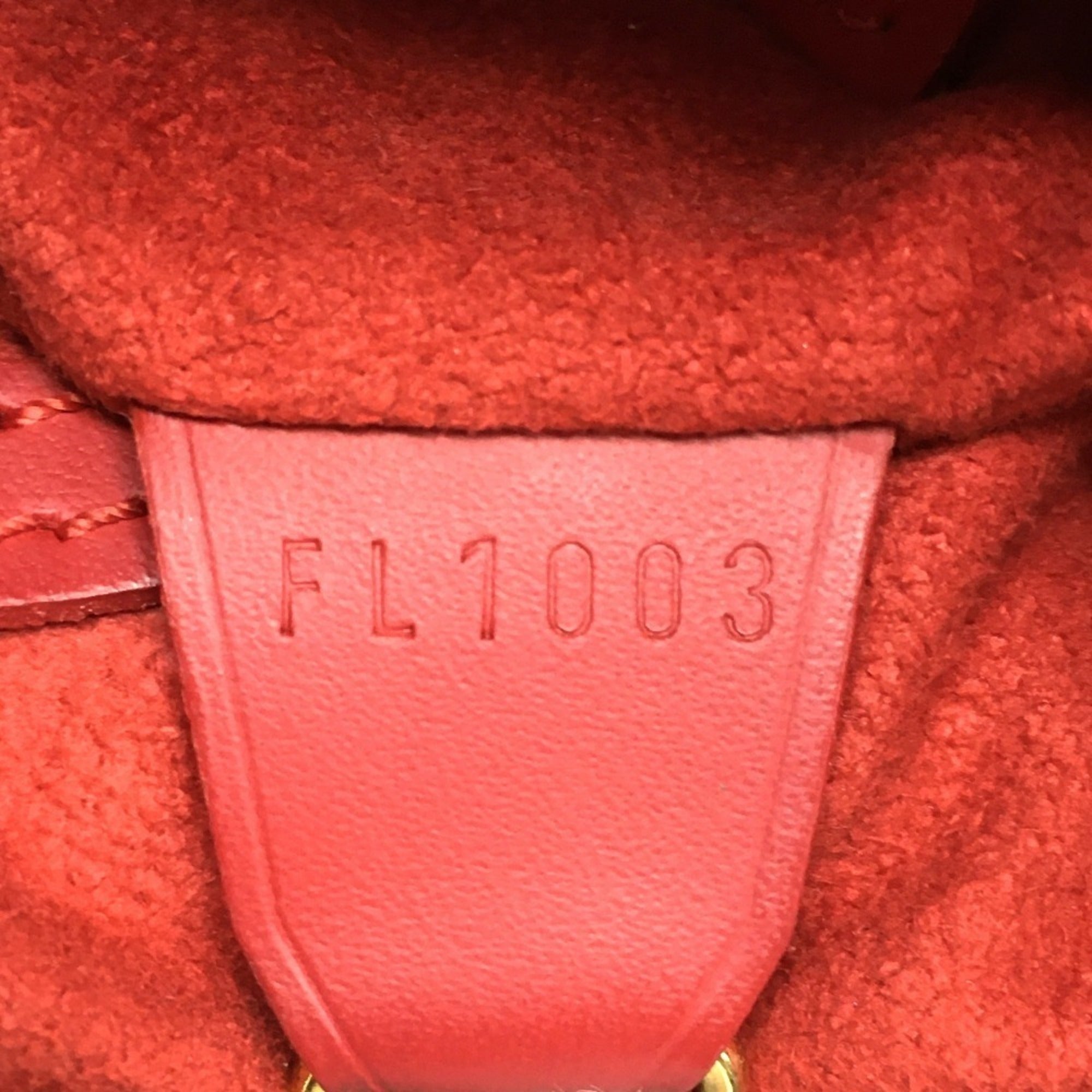 LOUIS VUITTON M5899E Epi Petite Bucket PM Bucket-Shaped Shoulder Bag in Leather, Women's, Rouge Red — Like New