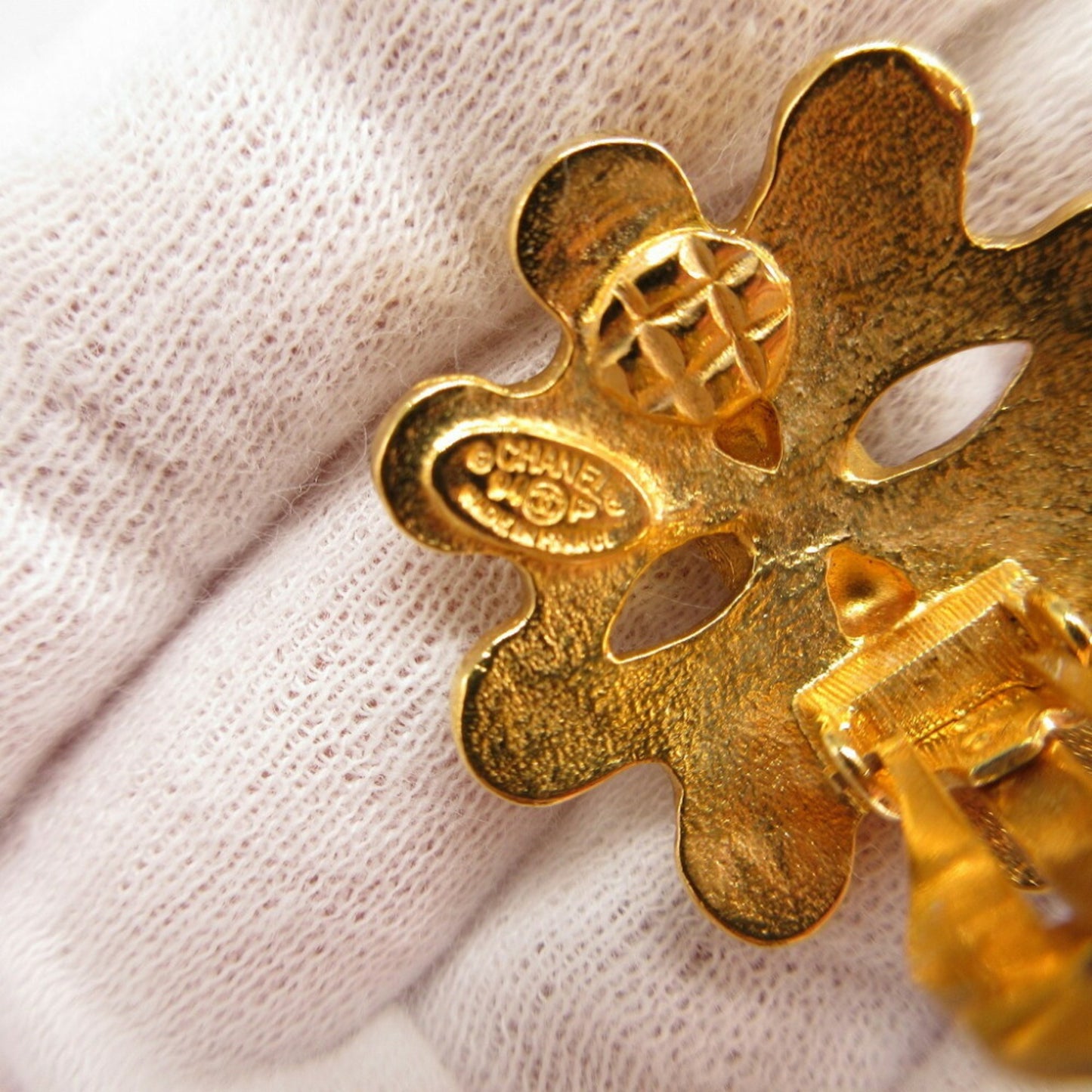 Chanel Coco Mark 94P Metal Gold Earrings 0505CHANEL