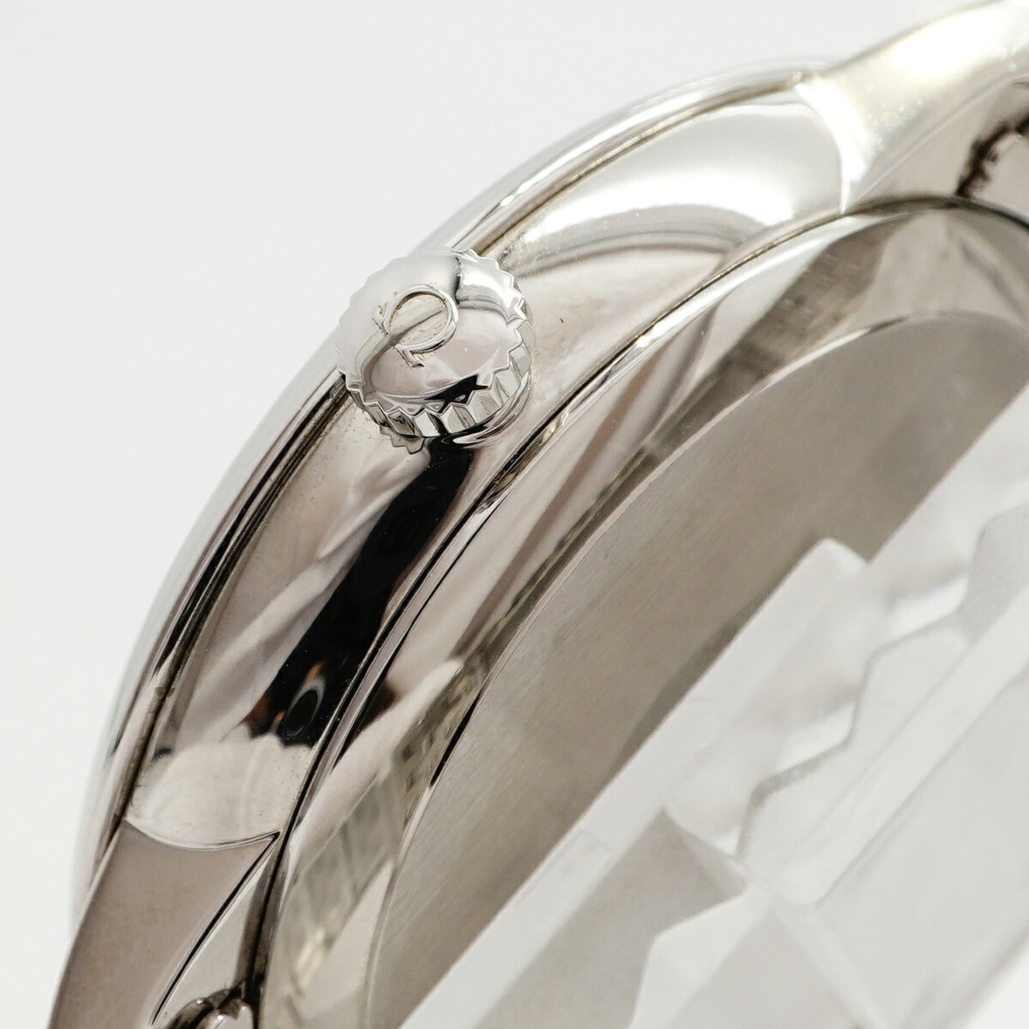 Omega De Ville Prestige Co-Axial 424.10.40.20.02.005 Silver Dial Men's Watch — Very Good