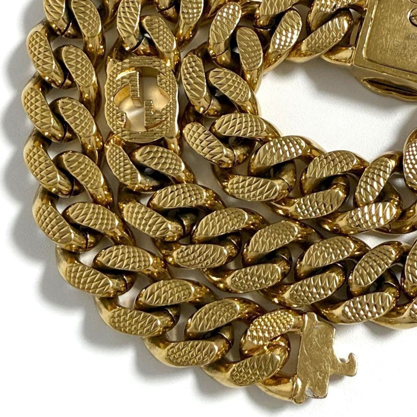 Gucci Women's Interlocking Gormet Chain Necklace