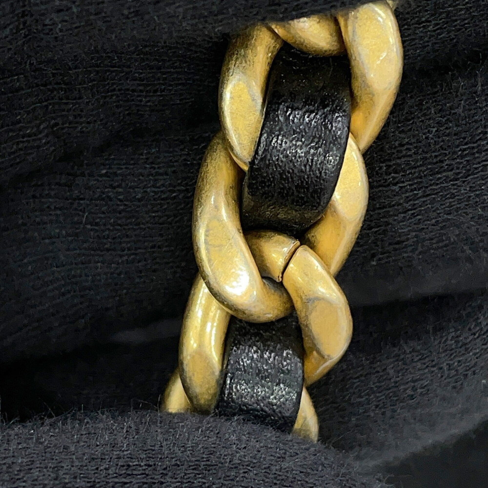 Chanel Chain Shoulder Bag CHANEL25 Medium Coco Mark Matelassé Caviar Skin AS5311 CHANEL Black Handbag Women's — Like New