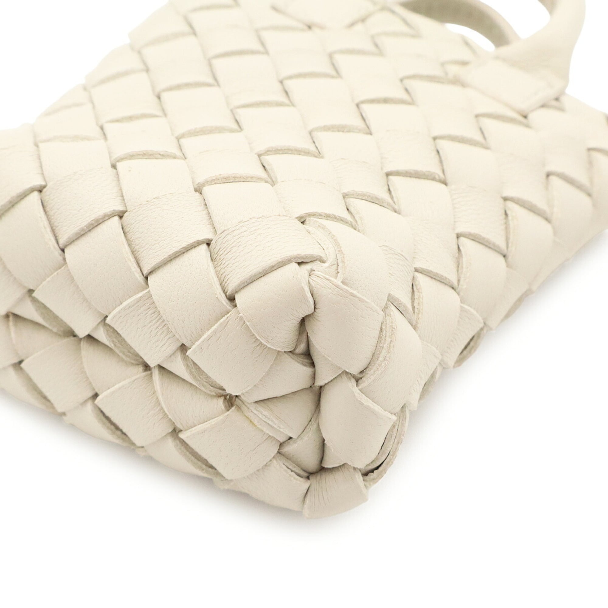 BOTTEGA VENETA Intrecciato Accessory Bag Charm Keychain Mini Pouch Leather Off-White — Like New