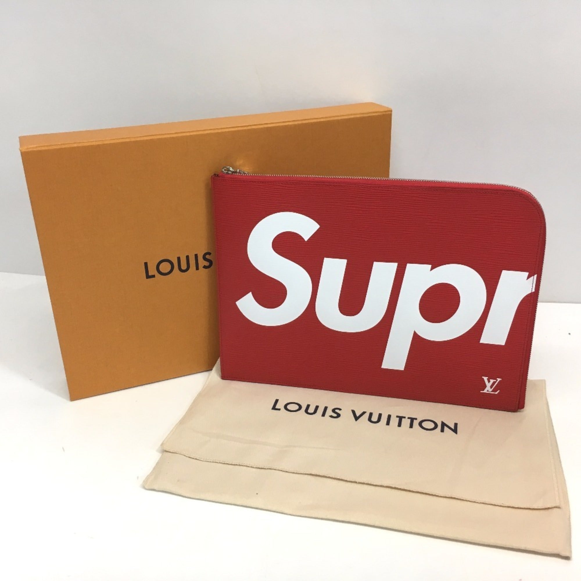LOUIS VUITTON M67722 Louis Vuitton x Supreme Epi Pochette Jour GM PO.JOUR SP EPI POCHETTE Clutch Bag in Leather, Red, for Men and Women — New - Store Return