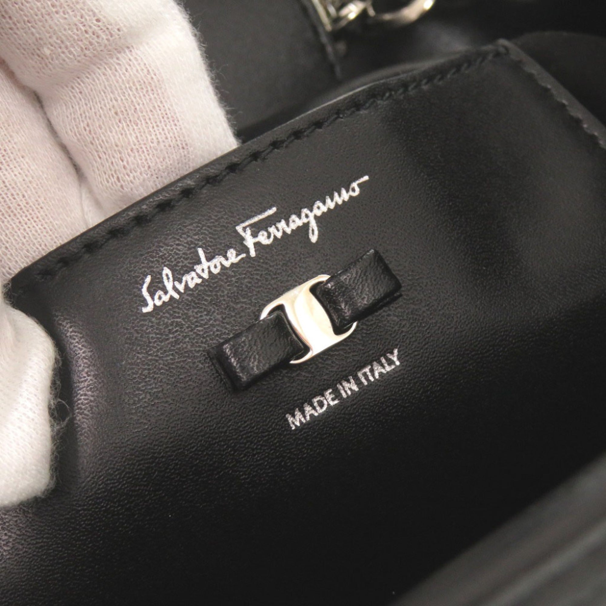 Salvatore Ferragamo Vara Ribbon Studded Bucket Bag, Leather, Black, 2-Way Handbag/Shoulder 0772Salvatore — Like New