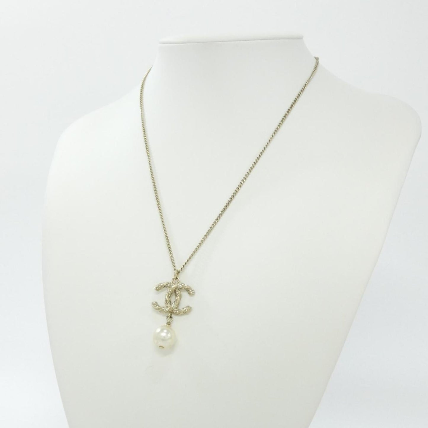 Chanel 63047 necklace