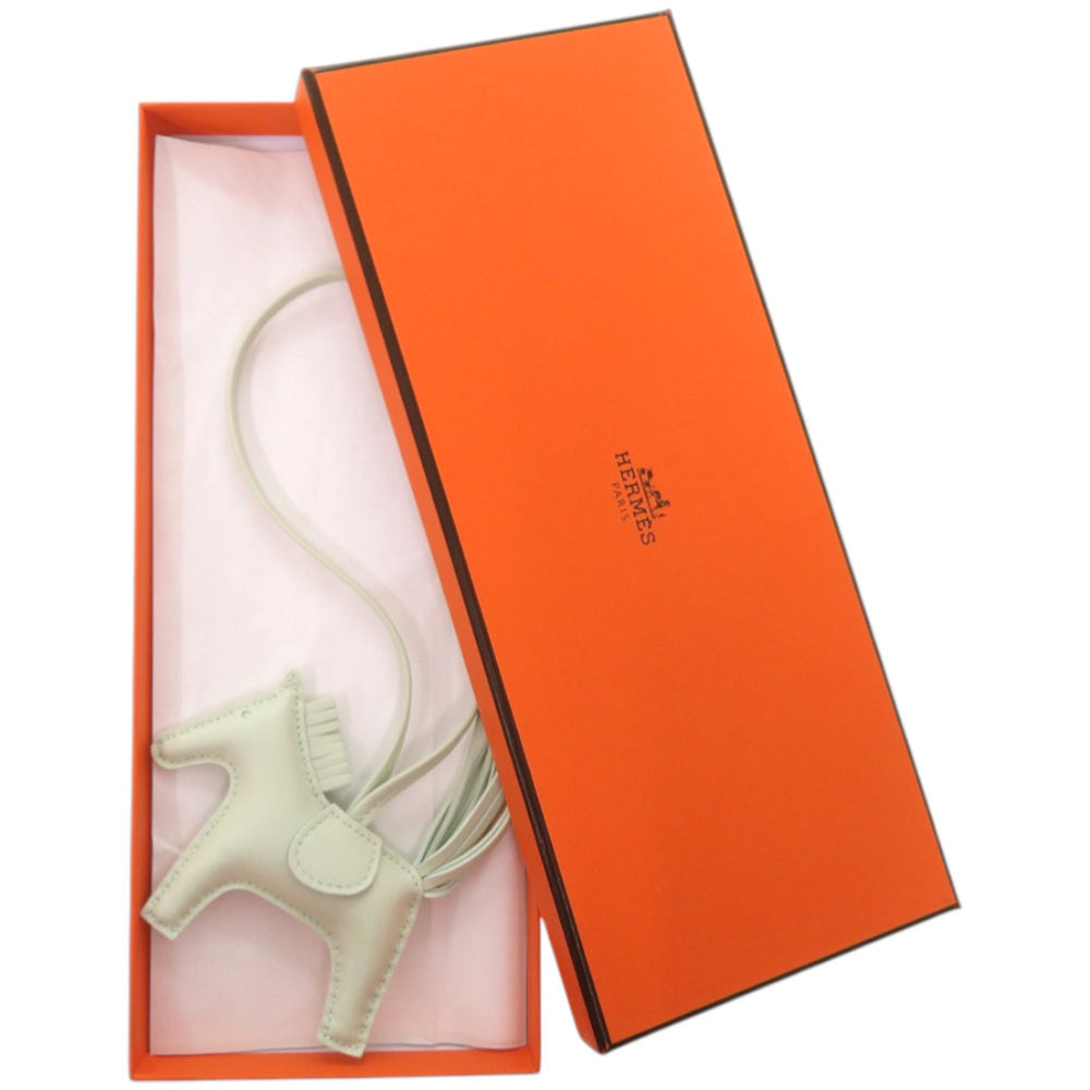 Unused Hermes Rodeo PM Lambskin Vert Fizz Keychain, W stamp, 0490HERMES — Like New