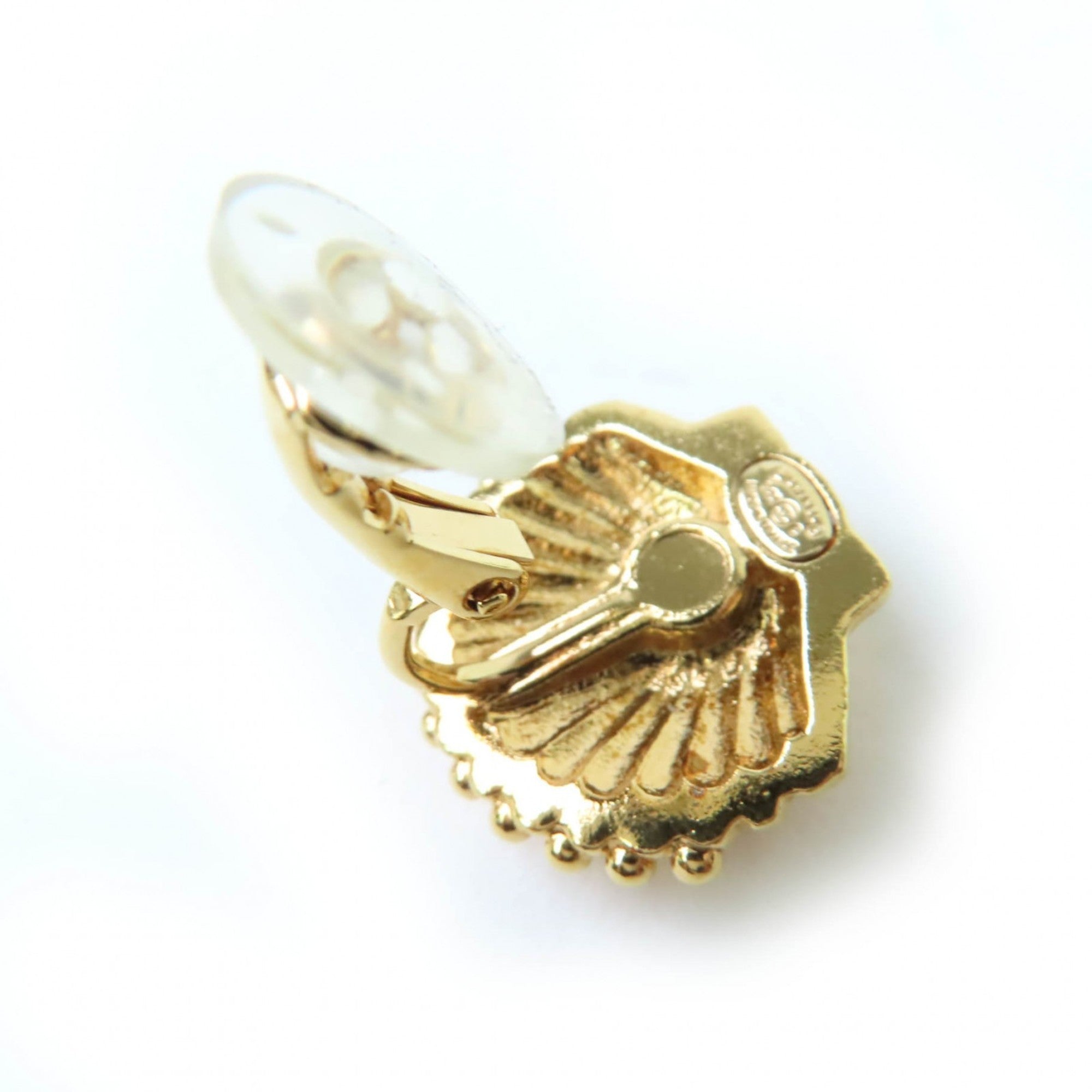CHANEL G23C Coco Mark Rhinestone Shell Design Earrings, Gold, with Box, Made in France, Women's — Like New