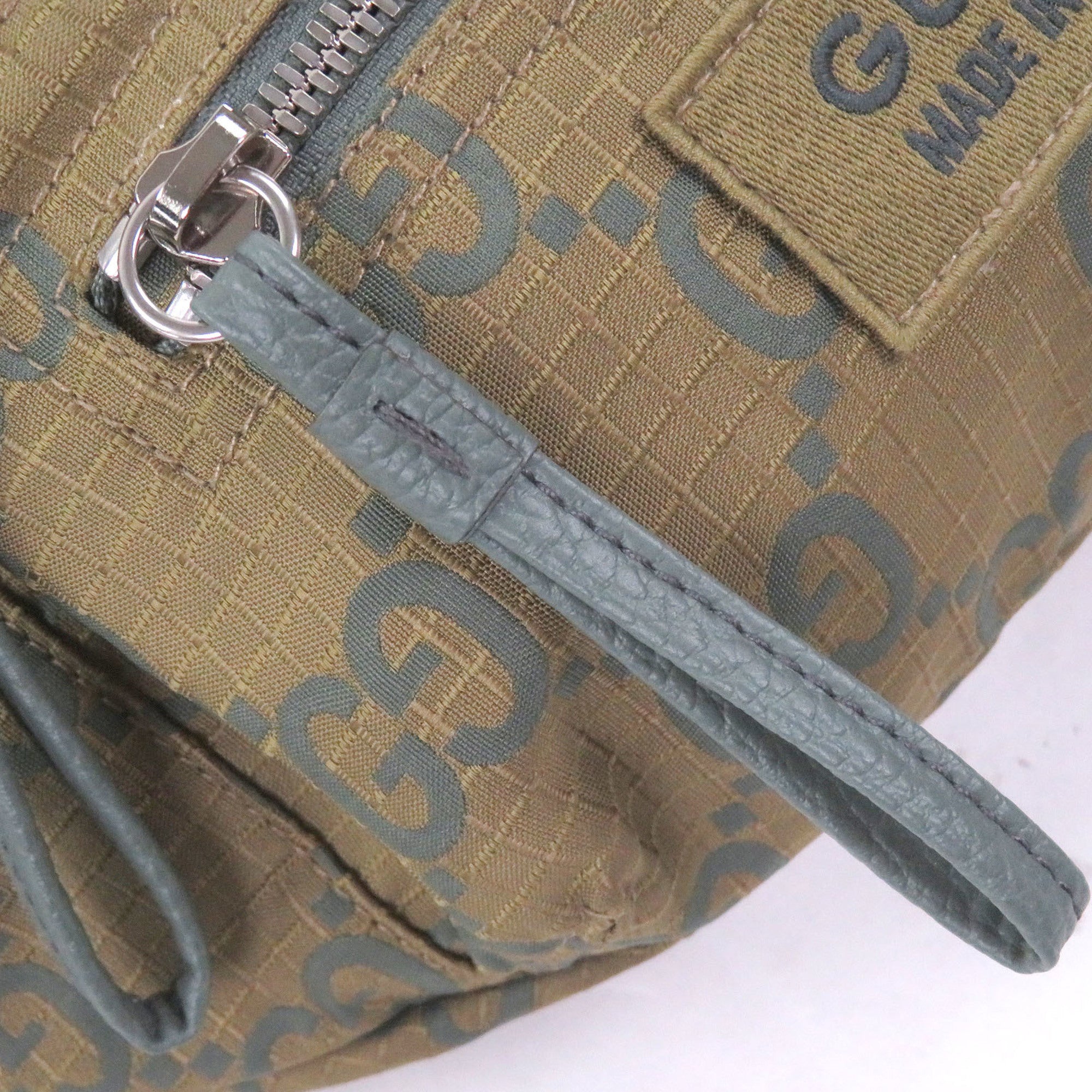GUCCI 792287 Ripstop Nylon GG Logo Pattern Belt Bag/Body Bag/Waist Pouch with Patch, Khaki, Made in Italy, Men's — Like New