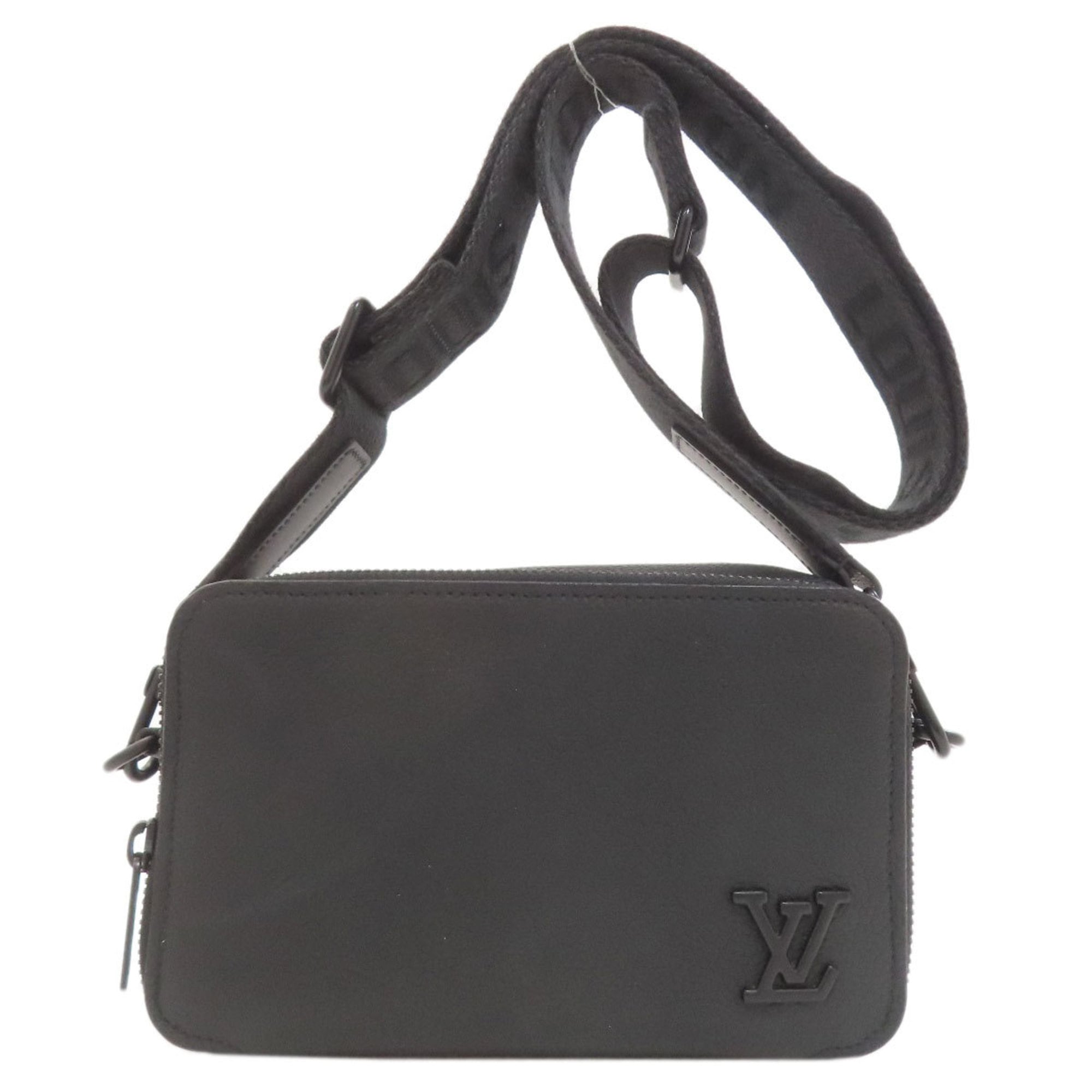 Louis Vuitton M59161 Alpha Wearable Wallet Aerogram Shoulder Bag Taurillon Men's LOUIS VUITTON