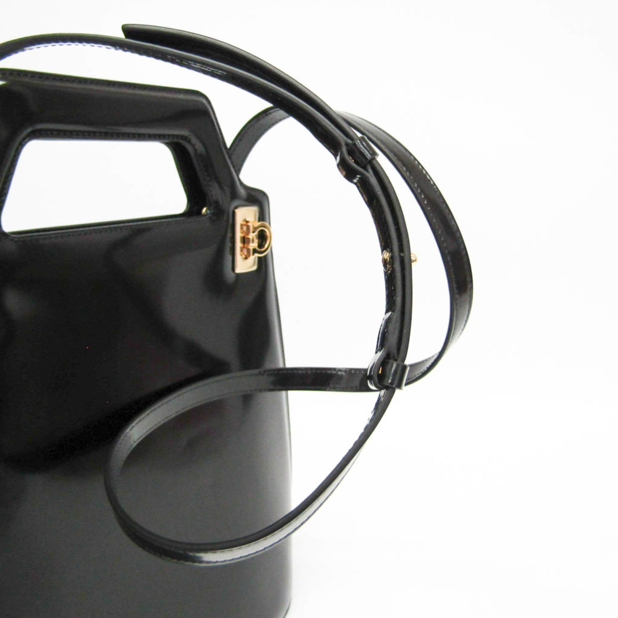 Salvatore Ferragamo Gancini Wanda DH-21 3483 Women's Leather Handbag,Shoulder Bag Black — Like New