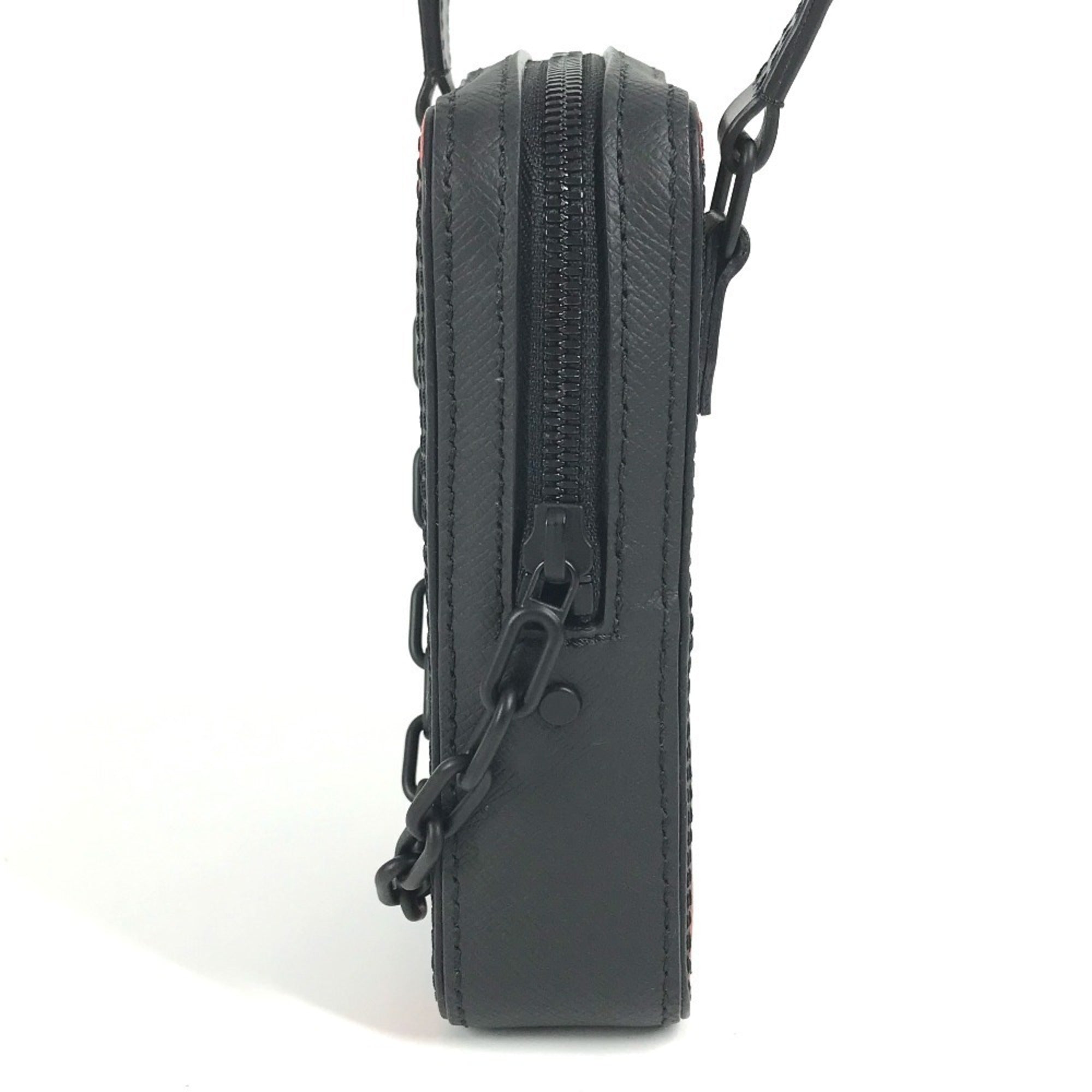 LOUIS VUITTON M30332 Taiga Rainbow Danube Messenger Pochette Shoulder Bag in Leather, Unisex, Black, Like New — Like New