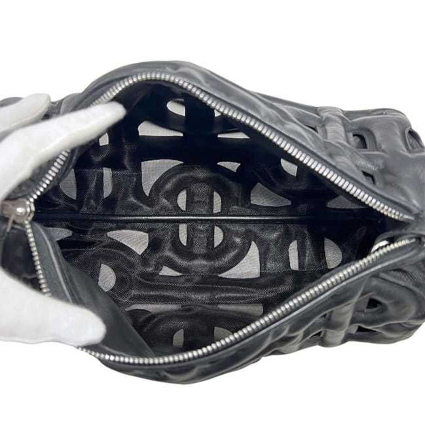 Burberry Ronbi Bag f-24660 Black TB Monogram Leather ITDGSRL37FIR BURBERRY Mesh Cutout Thomas Women's