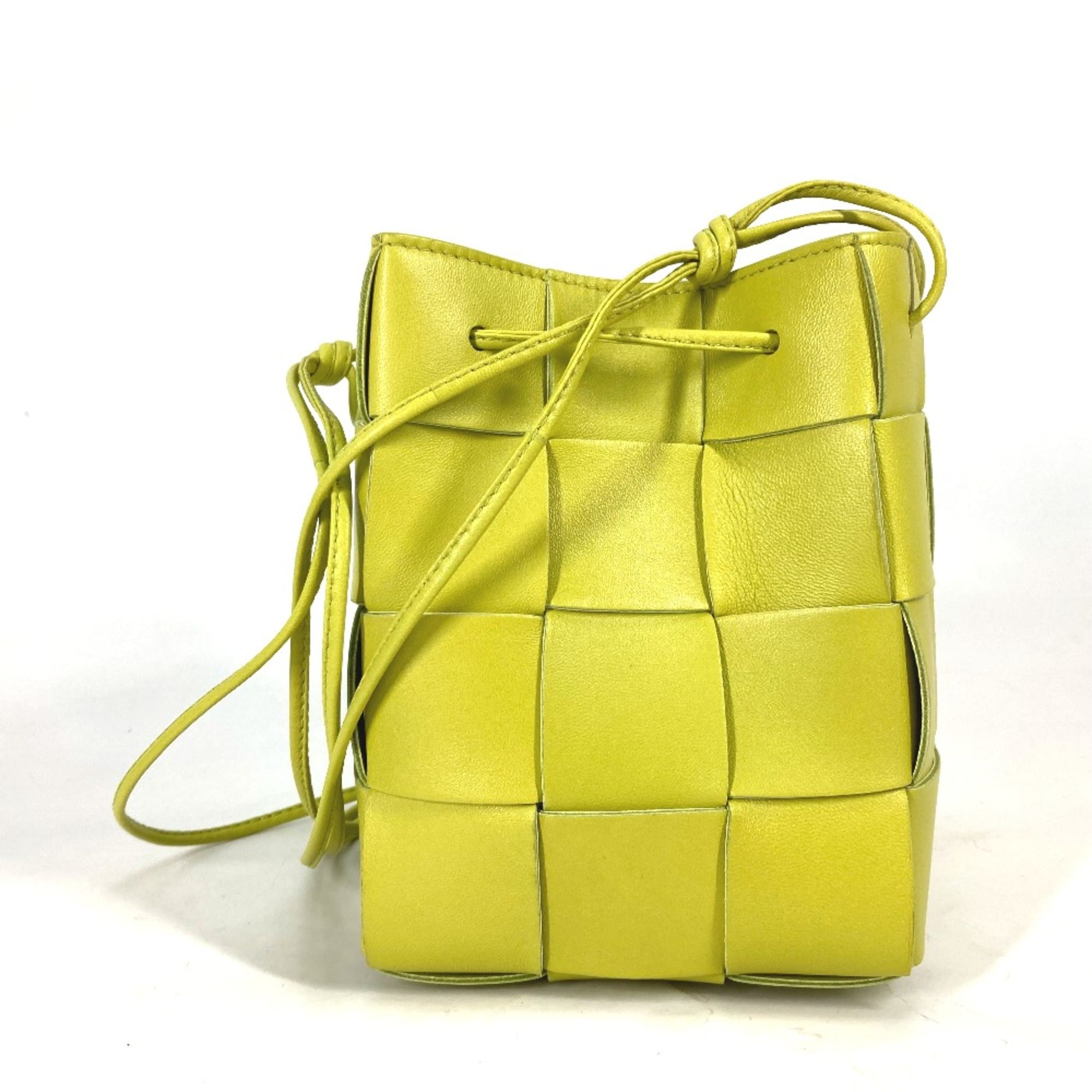BOTTEGA VENETA 680218 Crossbody Bucket Pochette Shoulder Bag Kiwi Light green — Like New