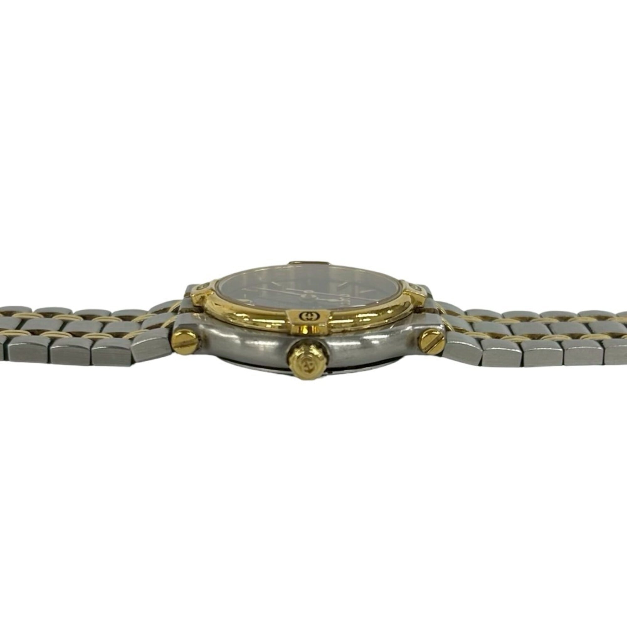 GUCCI 9000L Logo Engraved Stainless Steel Quartz Wristwatch, Silver, 26018 — Good