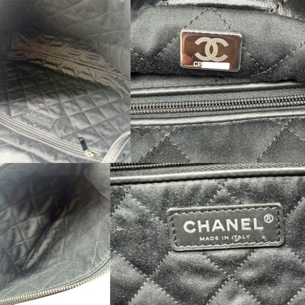CHANEL Matelassé 22 Small Handbag, Calfskin, Black AS3260, Chain Tote, Women's — Like New