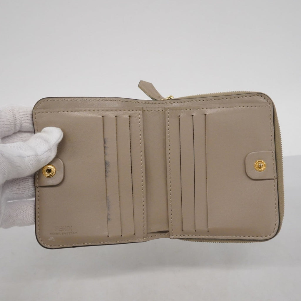 Fendi beige leather wallet for women