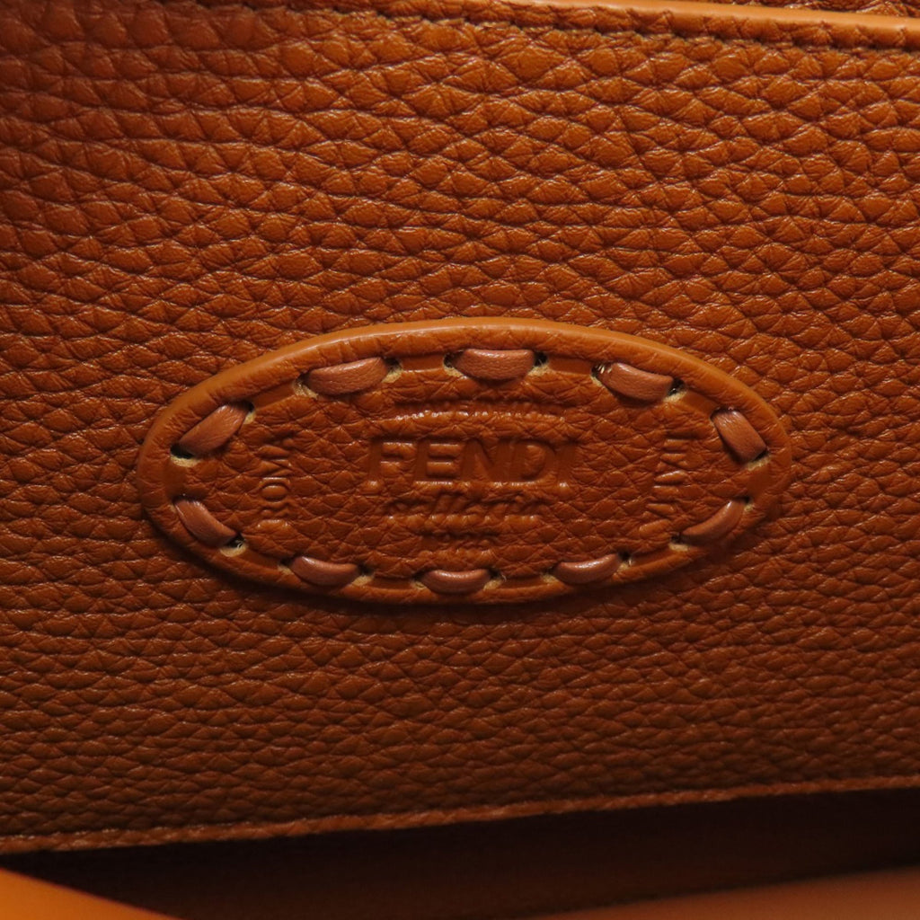 Fendi Peekaboo Iseeu 2-Way Handbag in Calfskin for Women