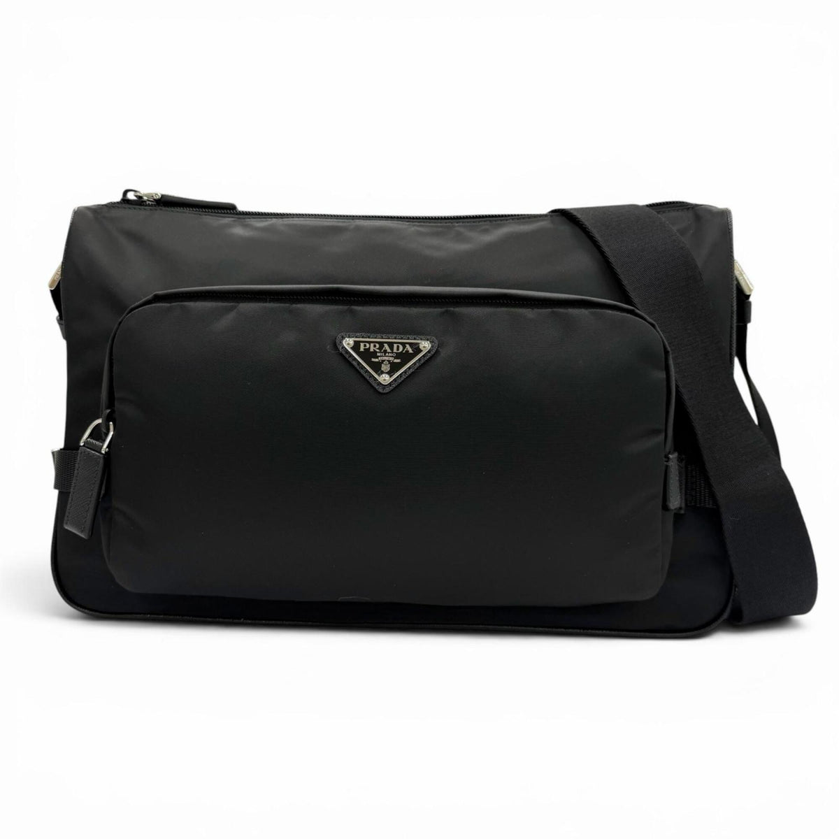 PRADA 2VH191 Nylon Leather Triangle Logo Plate Re-Nylon Shoulder Bag Black Made in Italy Men's — Like New