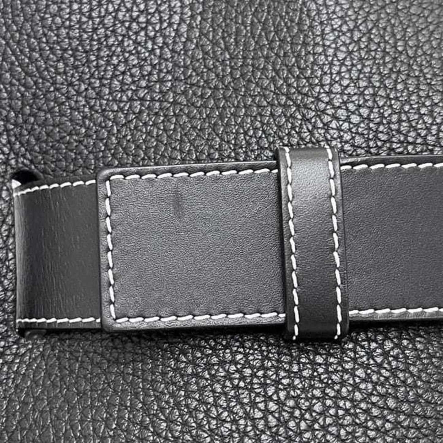 Loewe Tote Bag with Strap Vertical, f-24658, Black Anagram Leather, 061803, Grained A4 Size, Black, Men's/Women's