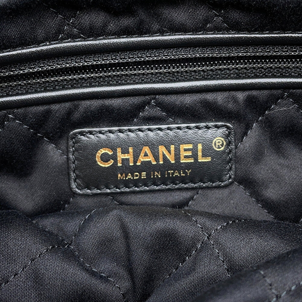 Chanel Backpack, 22 Large, Shiny Calf Leather AS3313, CHANEL Handbag, Black, Women's — Like New